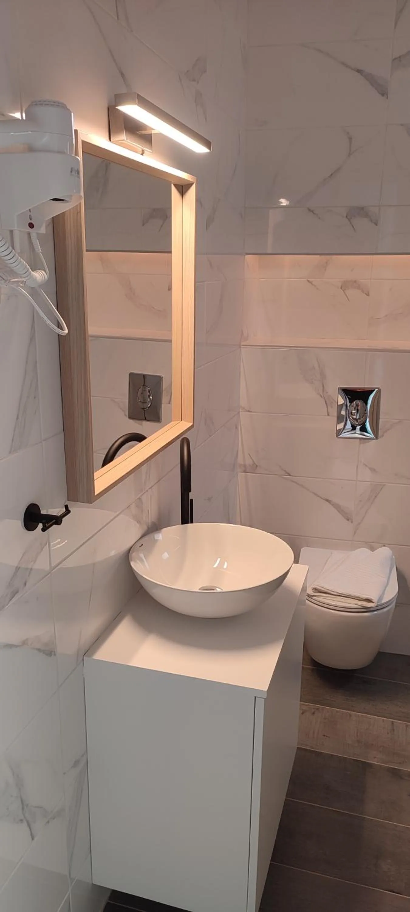 Toilet in Posidonio Hotel