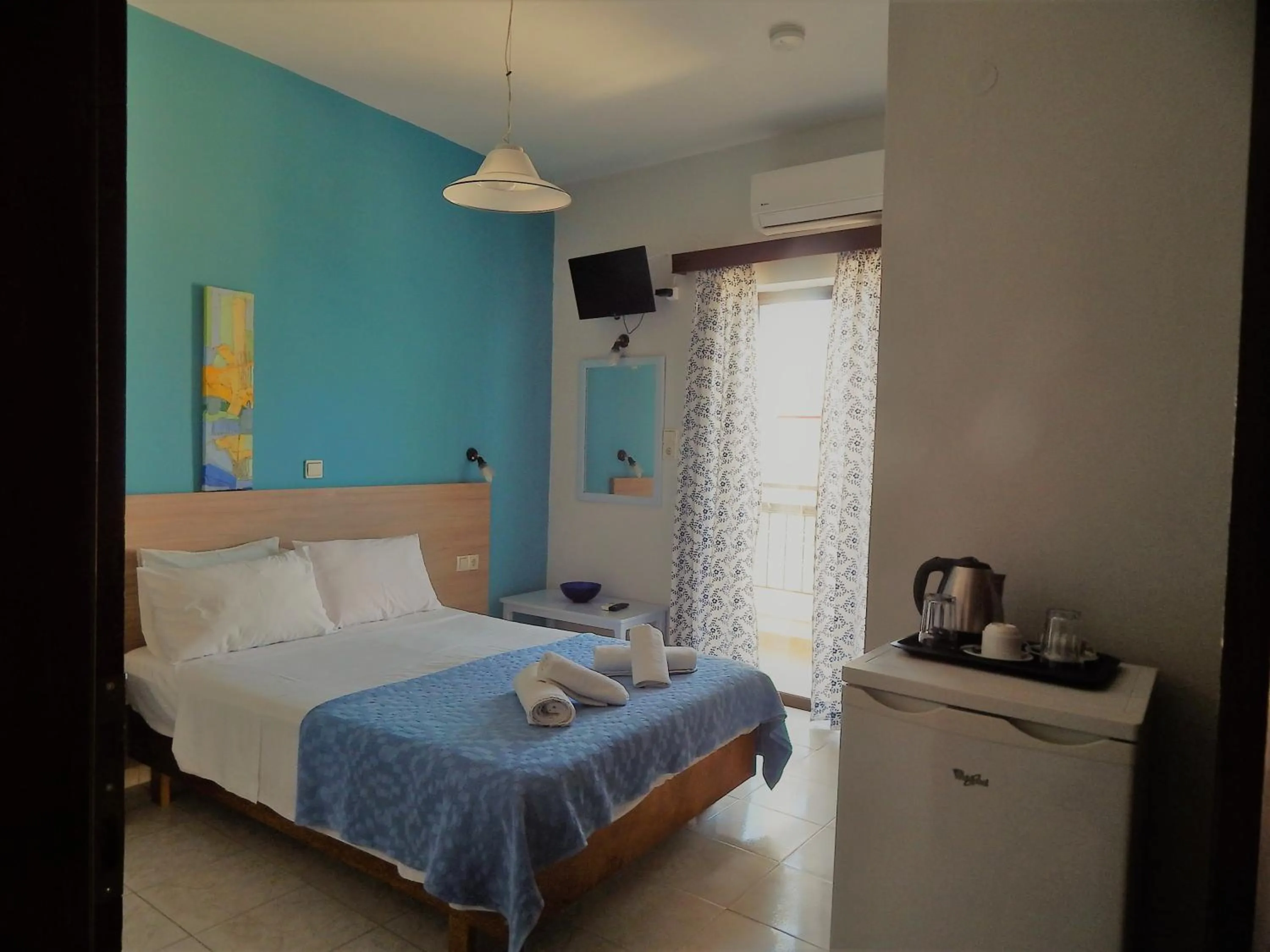 Photo of the whole room, Bed in Posidonio Hotel