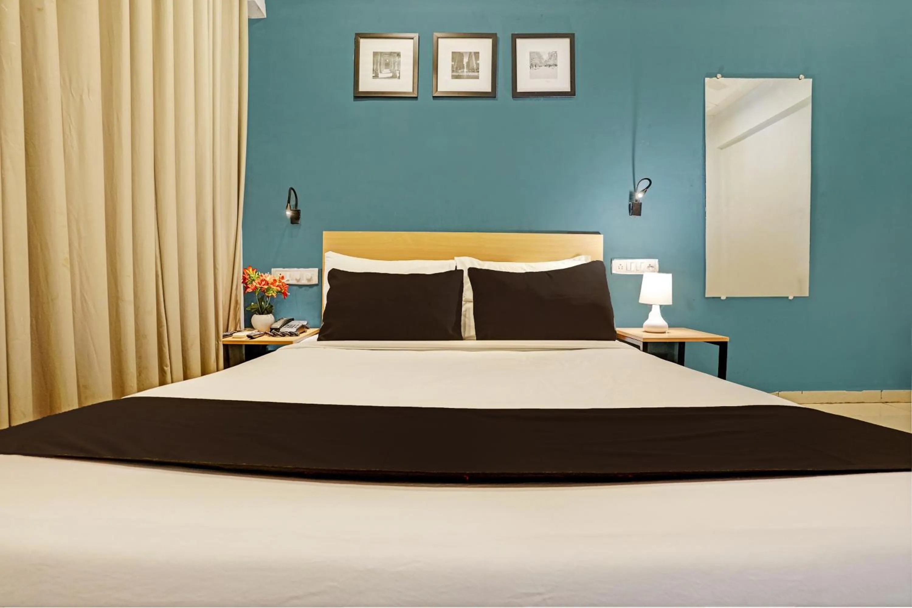 Bedroom, Bed in Super Hotel O Bhumi World