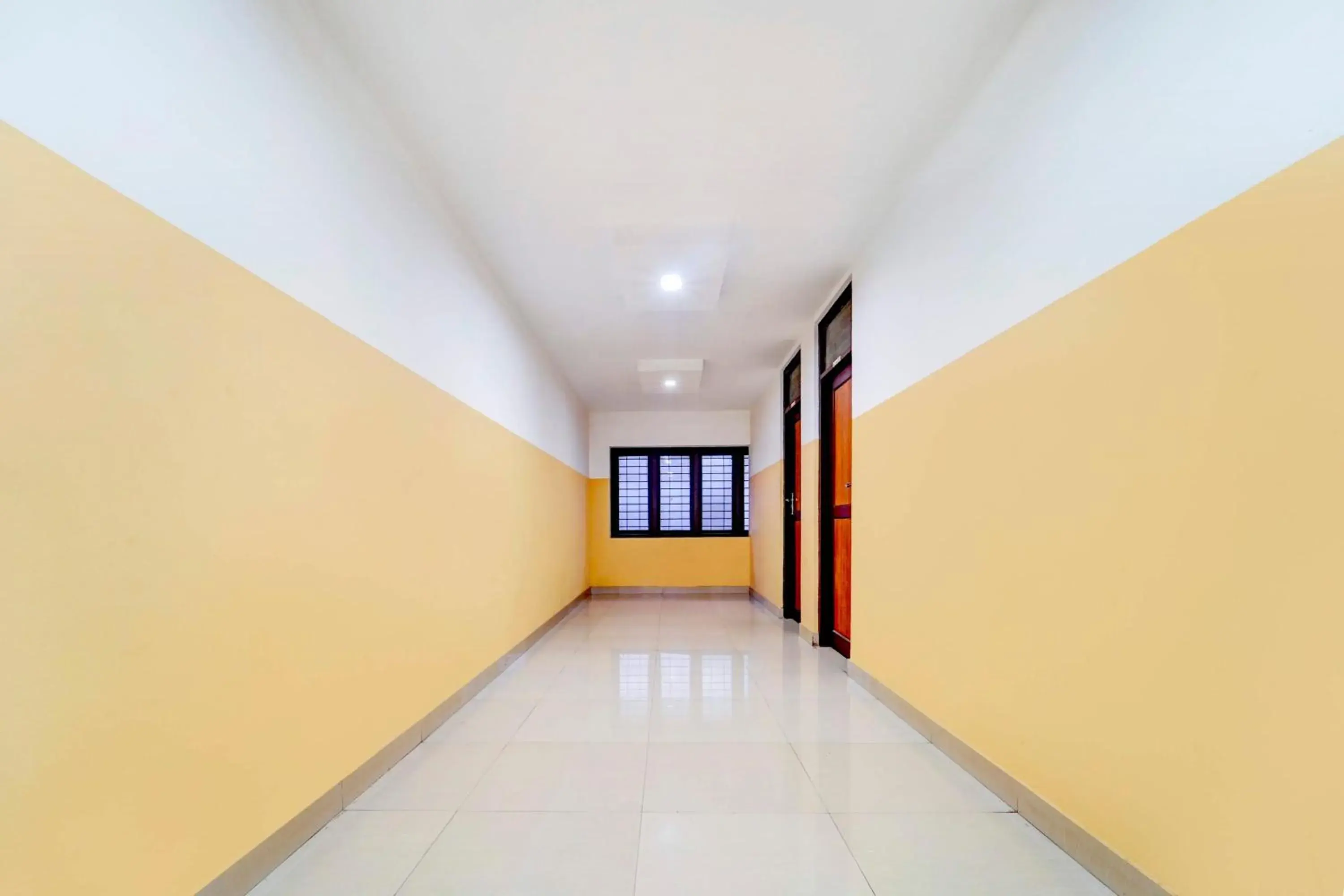 Lobby or reception in Super Hotel O Kunnamangalam Near Bus Stand Lobby or reception in Super Hotel O Kunnamangalam Near Bus Stand