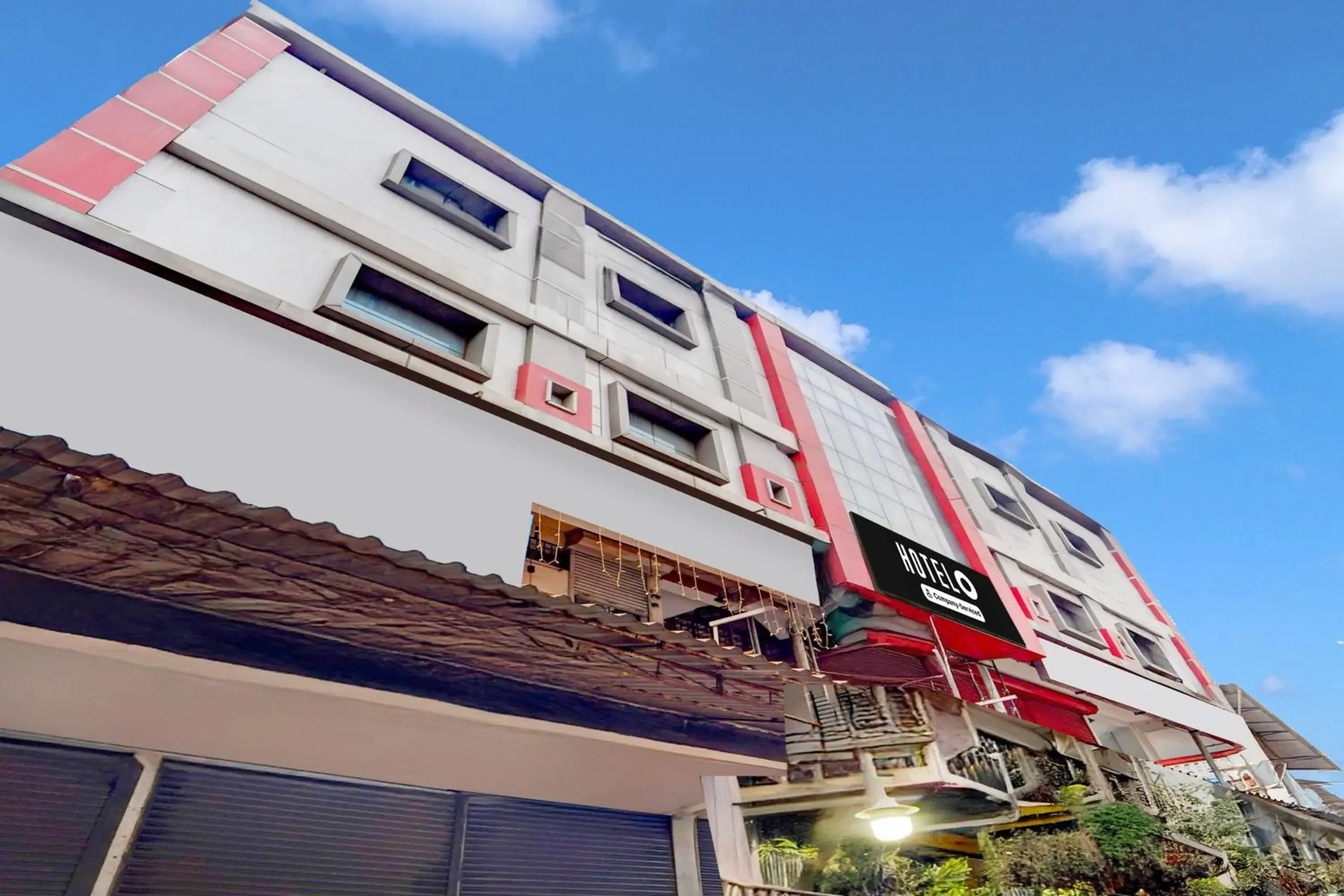 Facade/entrance in Super Hotel O Kunnamangalam Near Bus Stand Facade/entrance in Super Hotel O Kunnamangalam Near Bus Stand