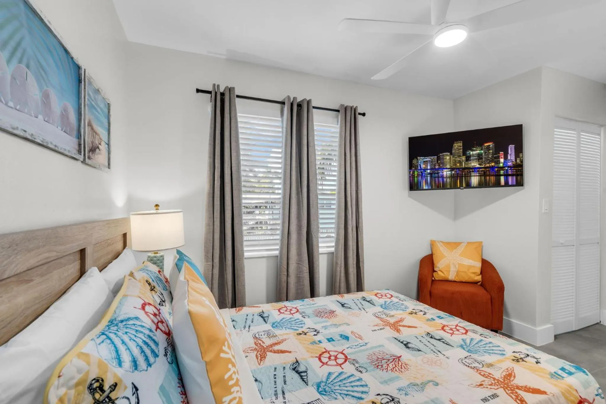 Bed in Galleria Apartments By Lowkl