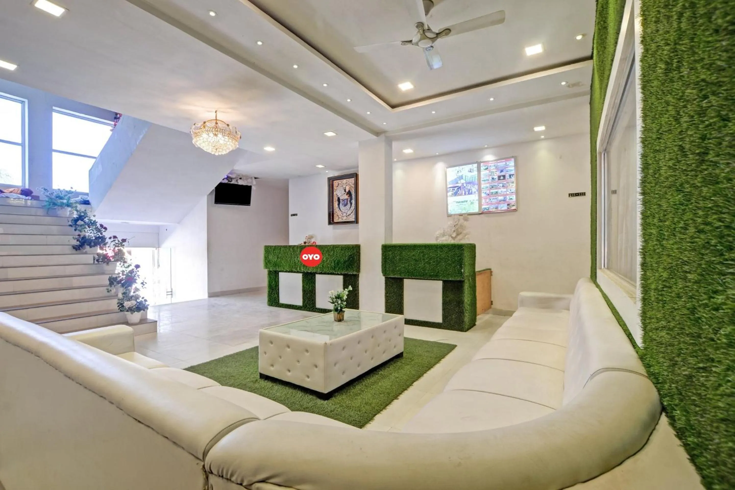 Lobby or reception in Hotel O Udaipur Palace