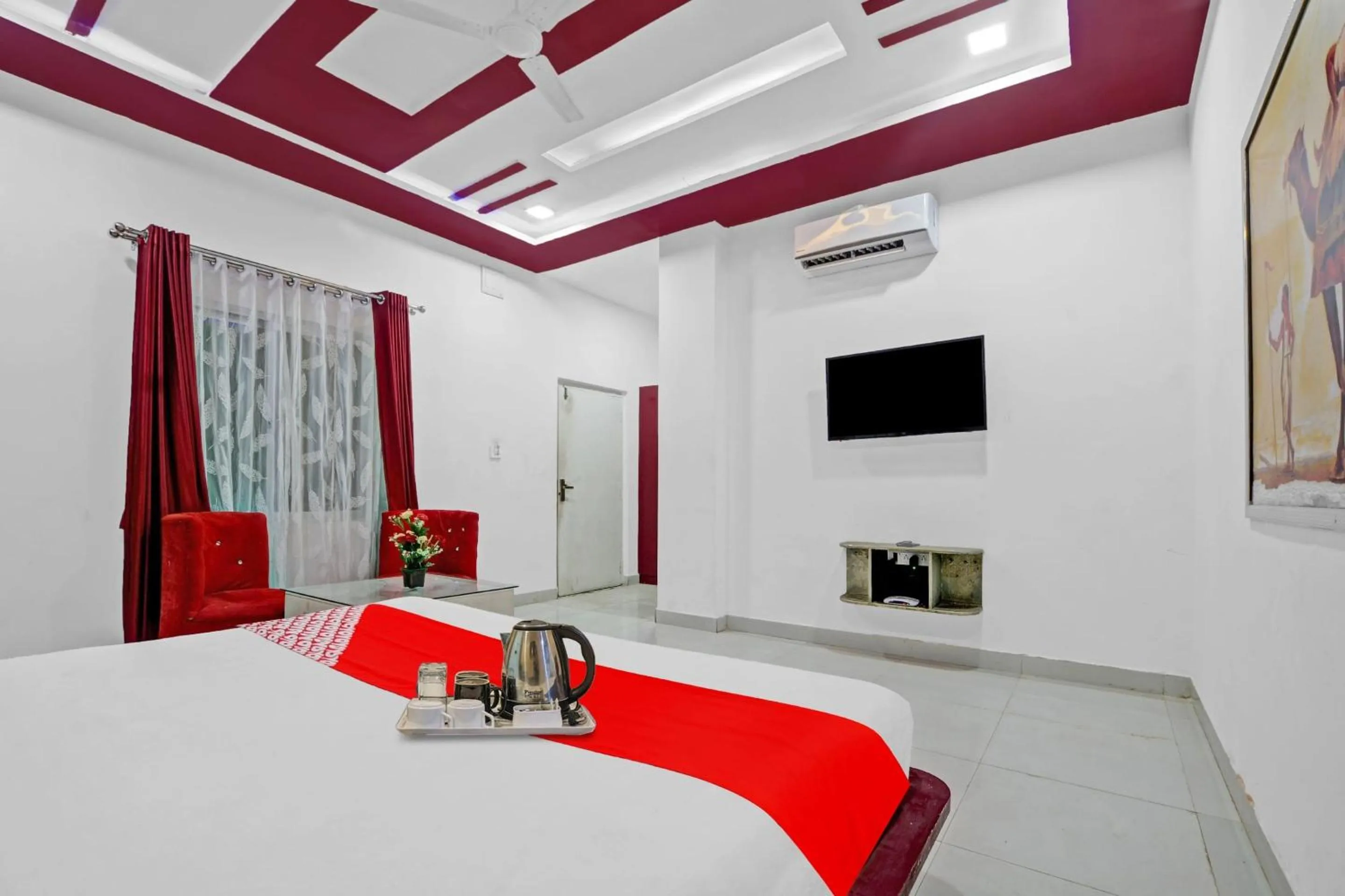 Bedroom, Bed in Hotel O Udaipur Palace