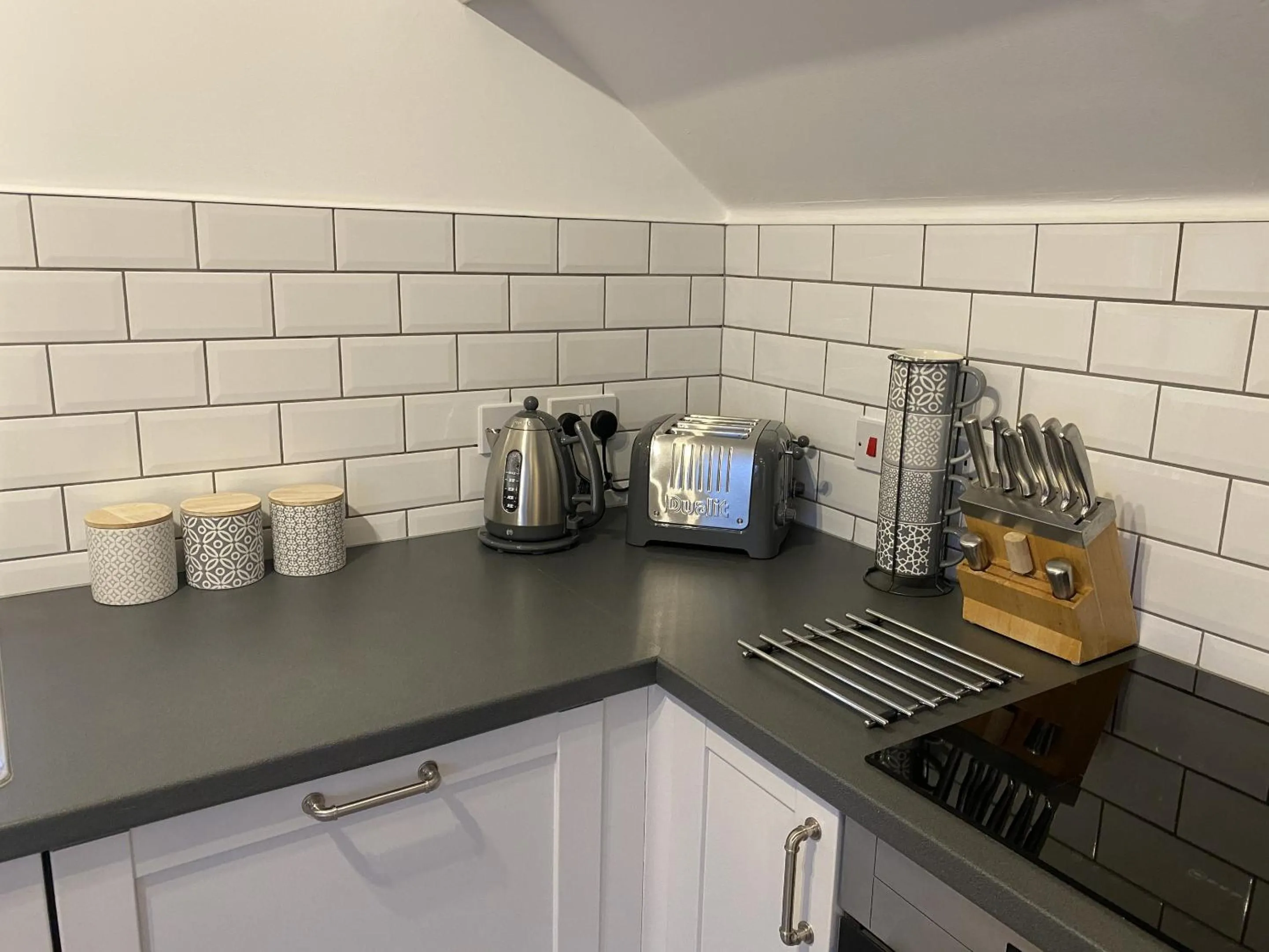 Kitchen or kitchenette in Nera Stay