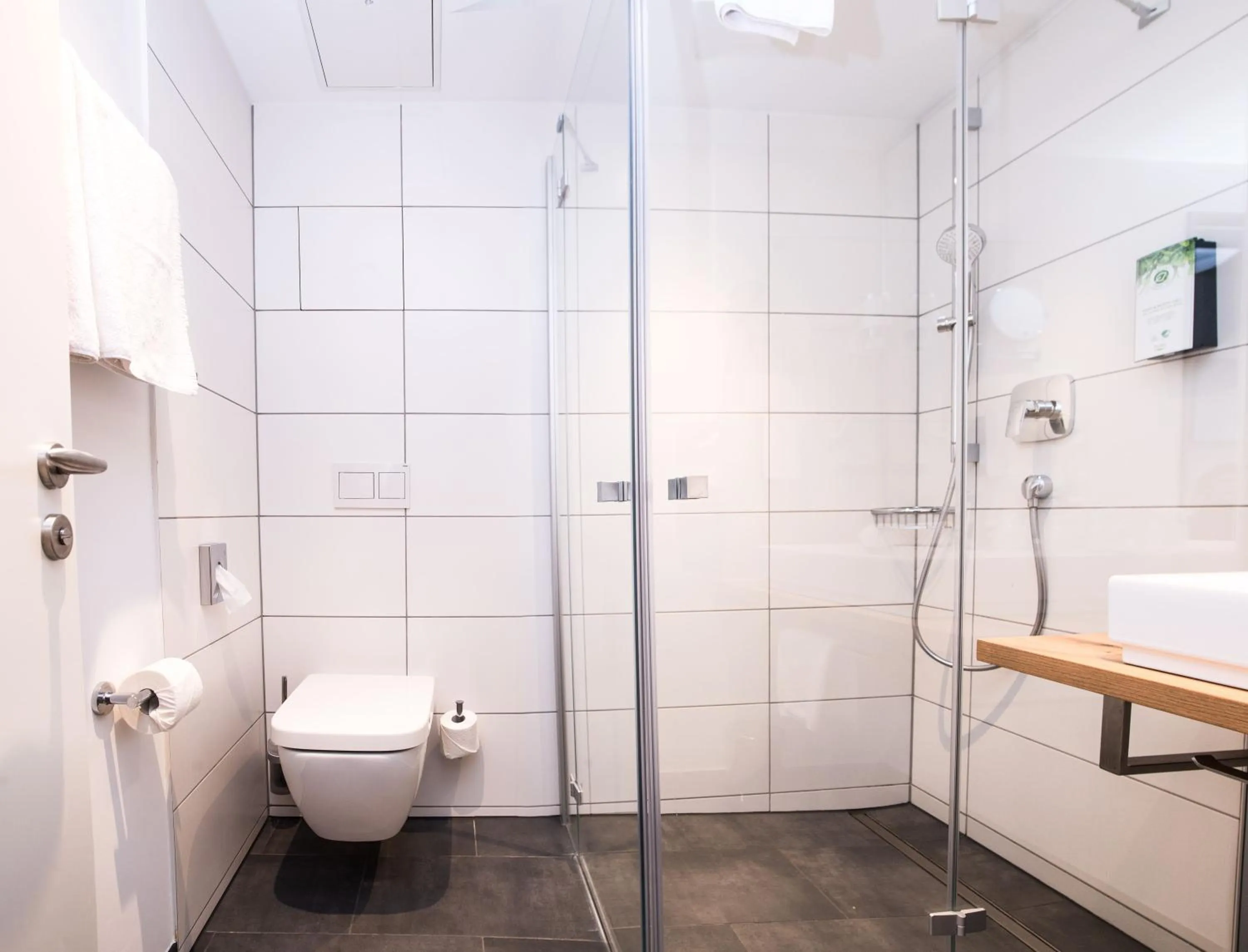 Bathroom in Tulip Inn Ludwigshafen City