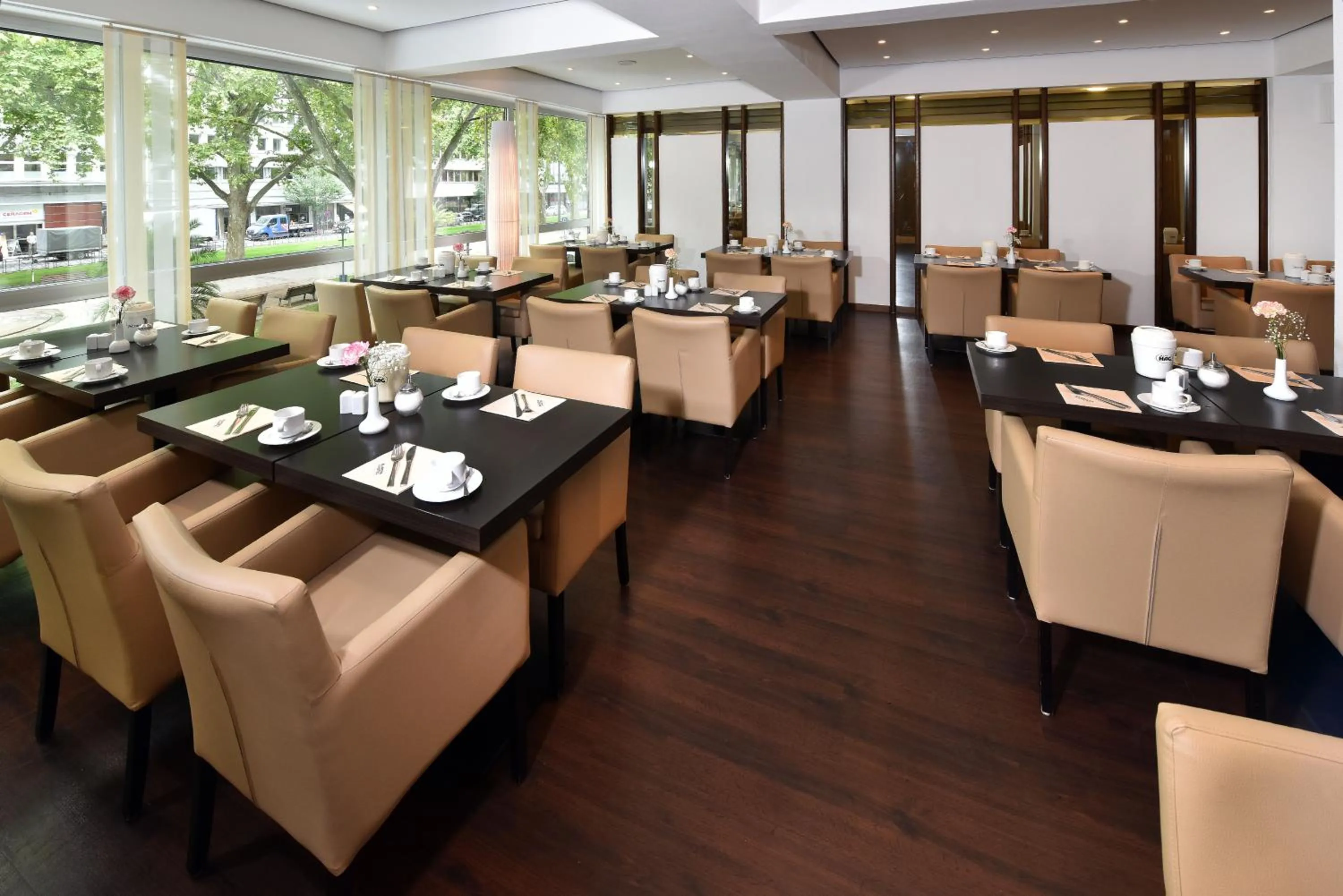 Restaurant/places to eat in Tulip Inn Ludwigshafen City