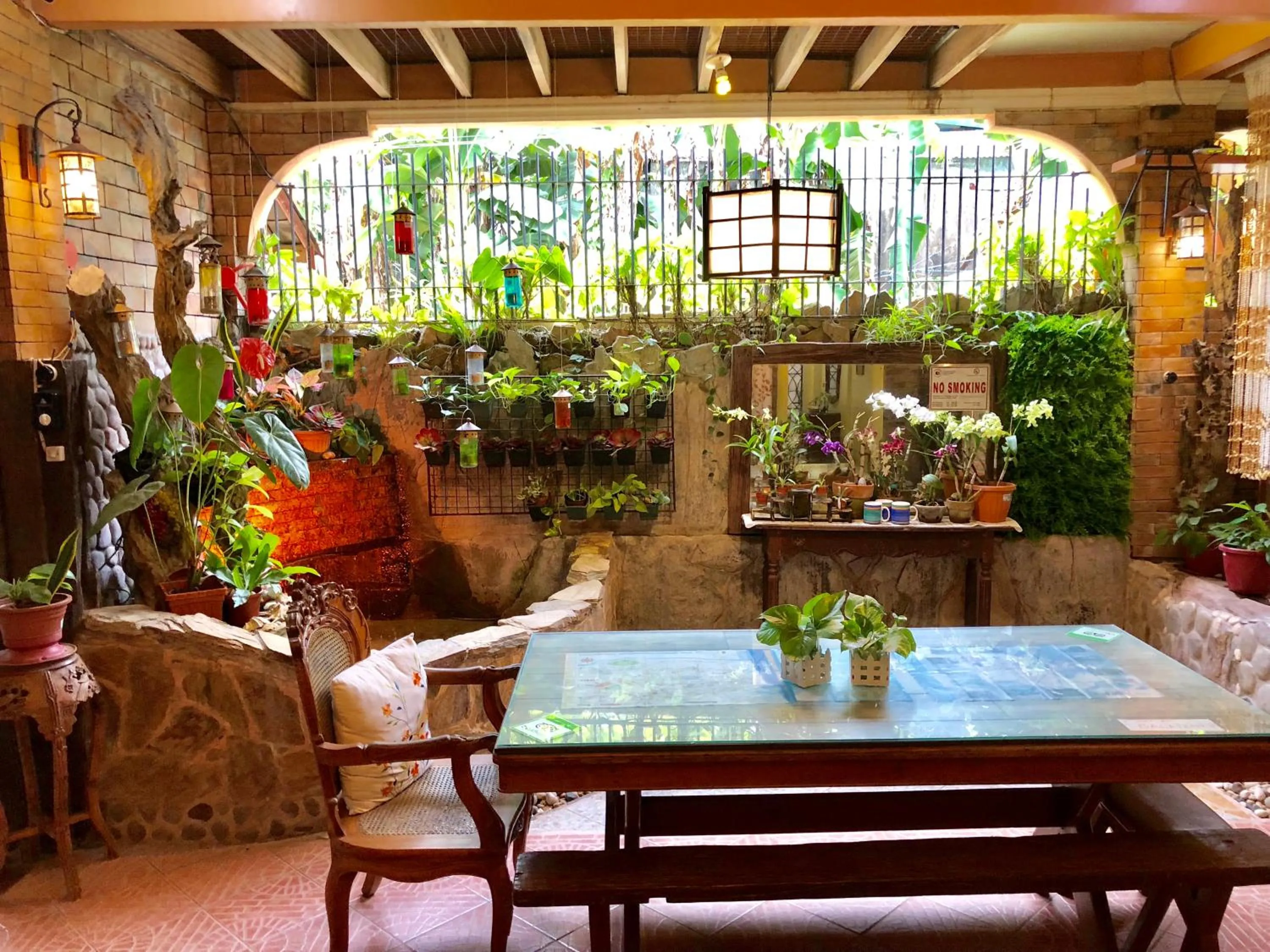 Dining area in Balai Tinay Guesthouse