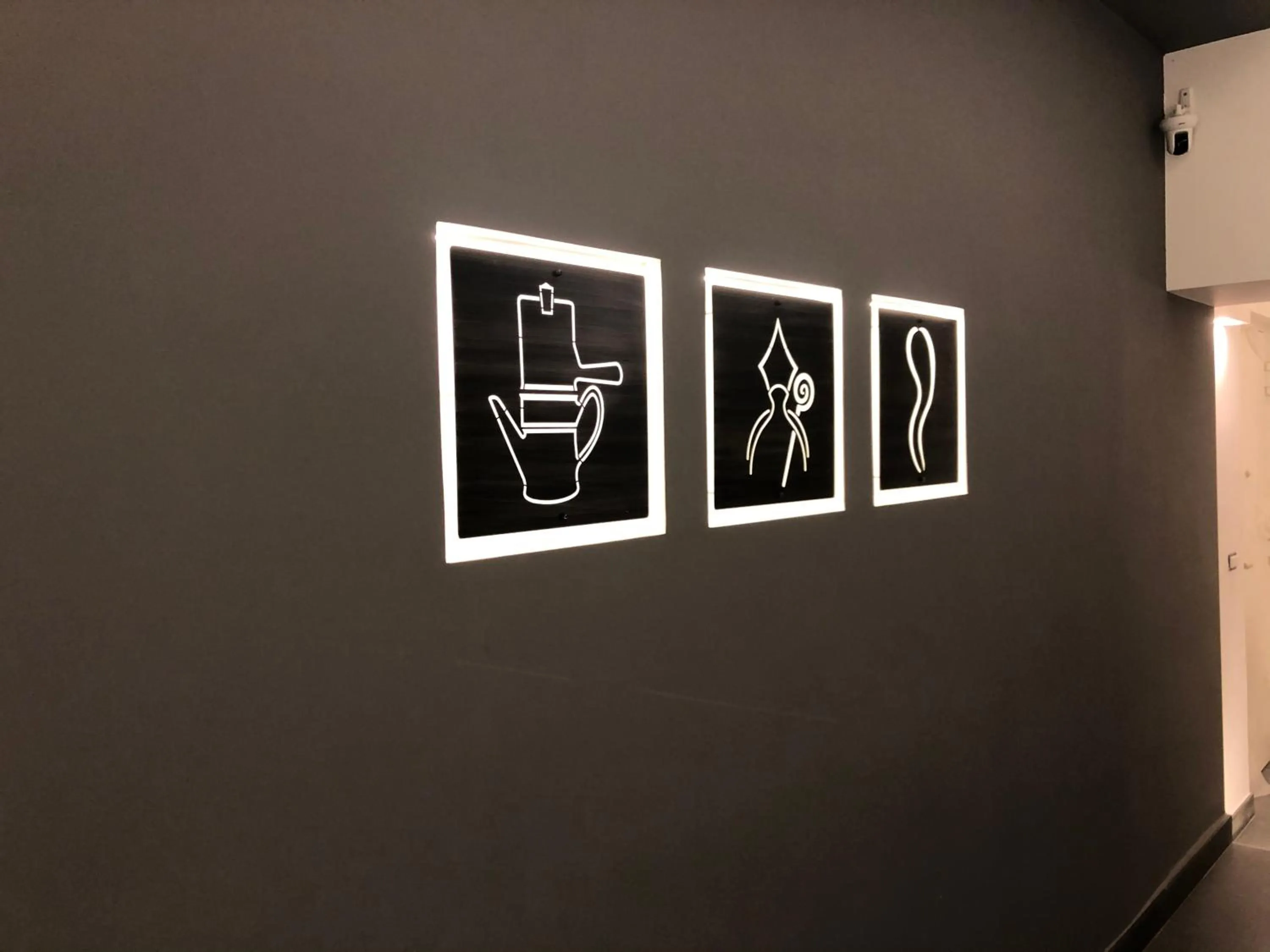 Decorative detail in VESUCHARME SUITE Luxury Room