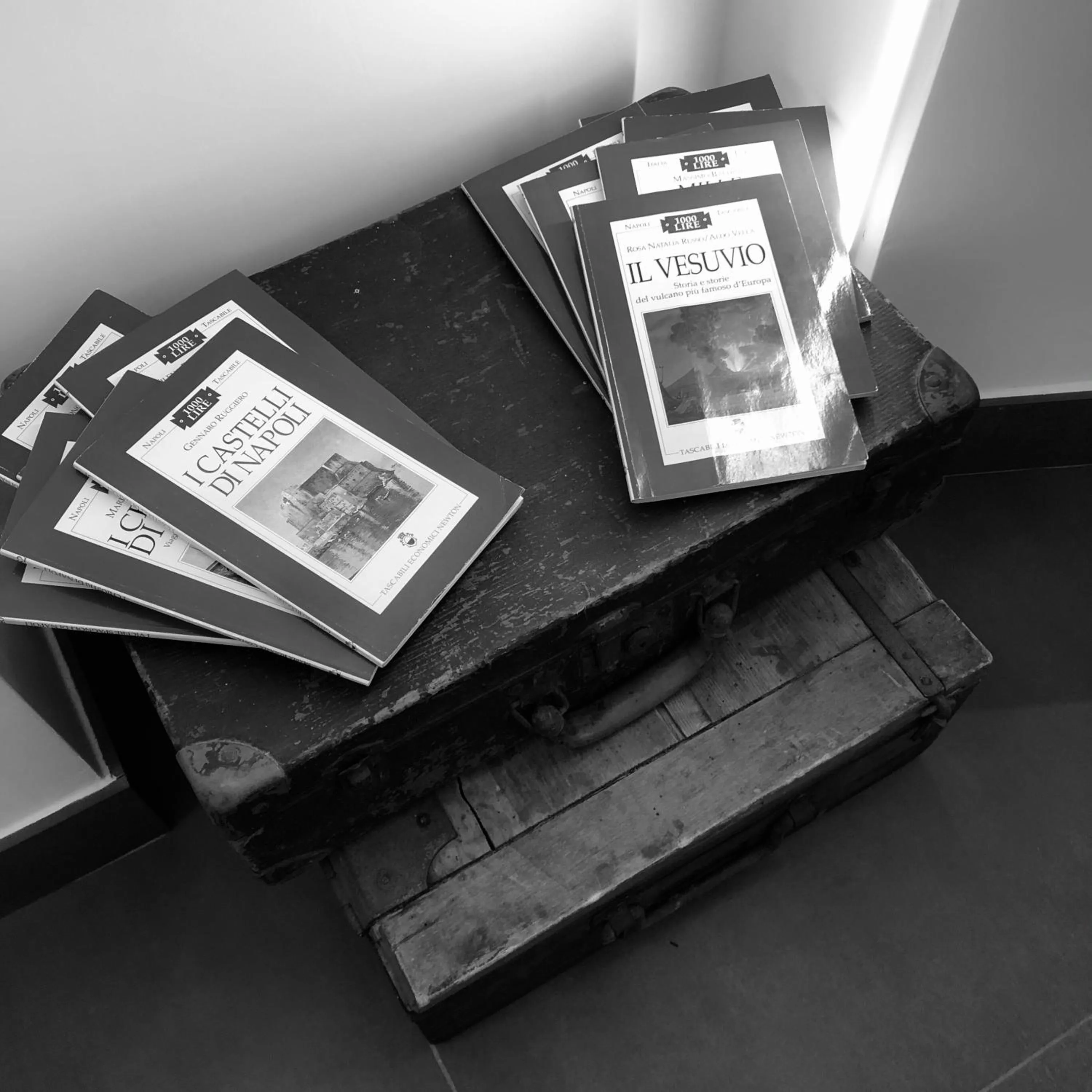 Decorative detail in VESUCHARME SUITE Luxury Room