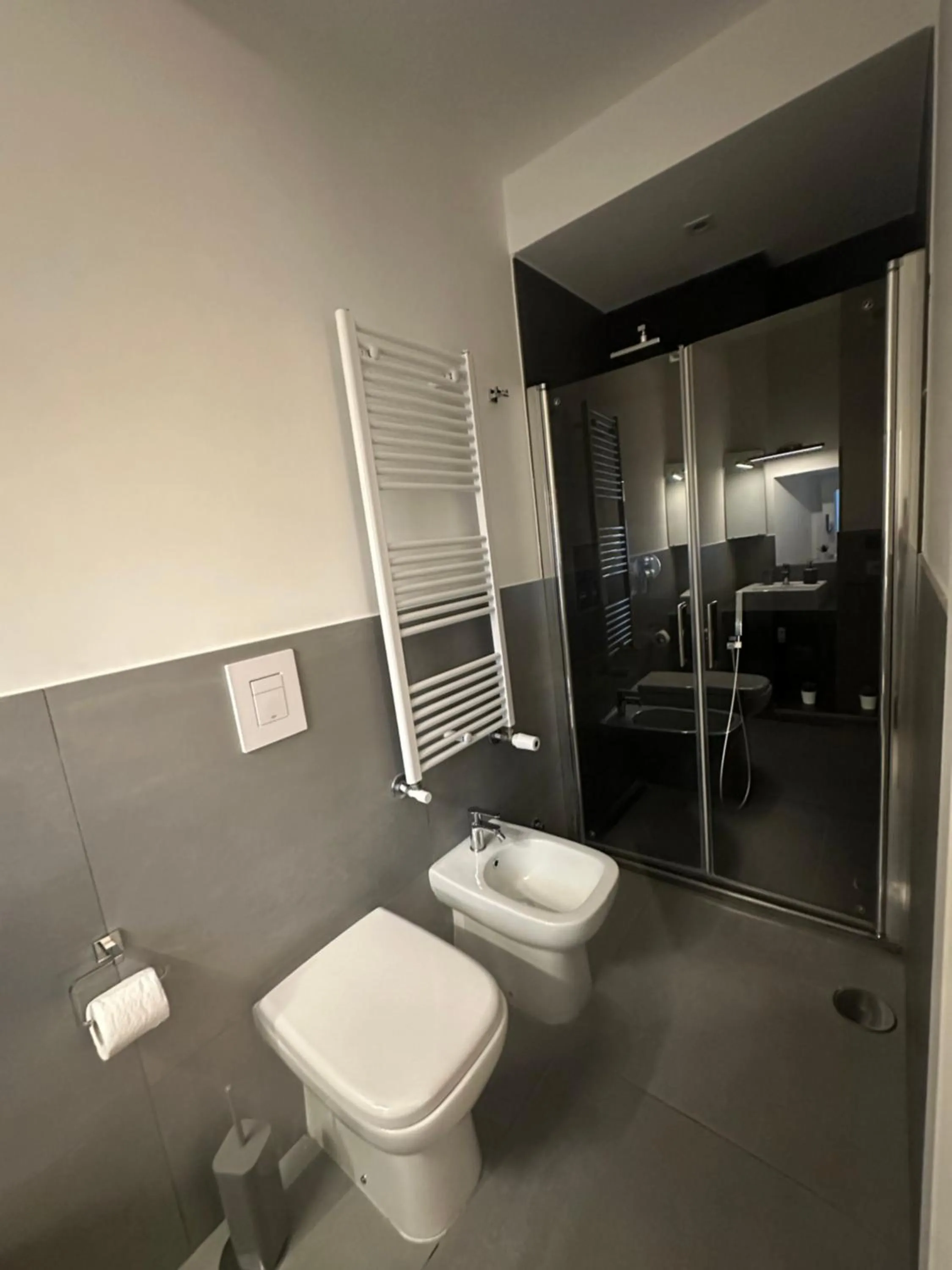 VESUCHARME SUITE Luxury Room