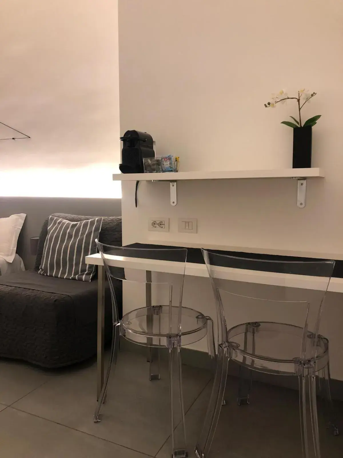 King Suite with Balcony in VESUCHARME SUITE Luxury Room King Suite with Balcony in VESUCHARME SUITE Luxury Room