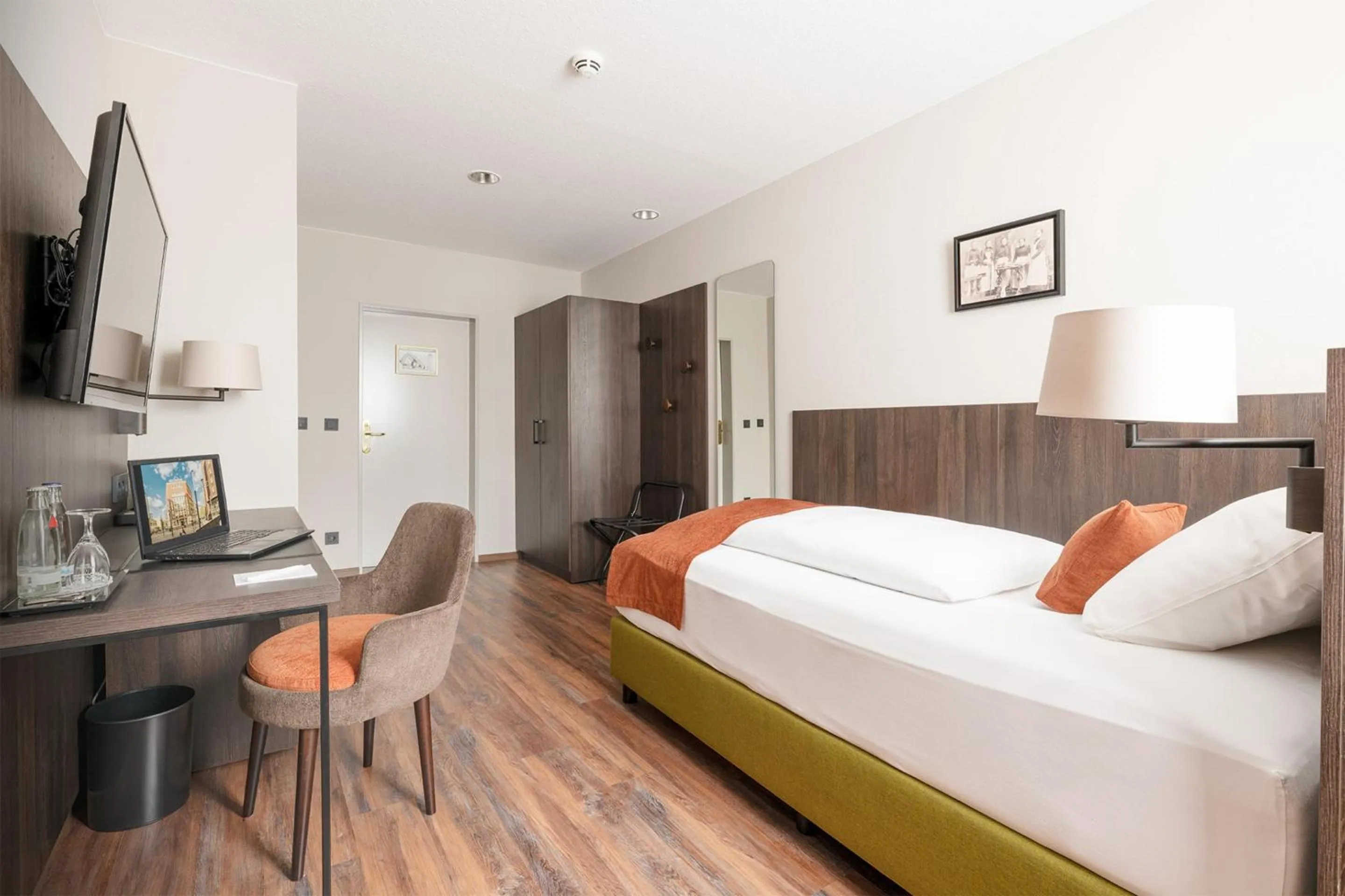 Bedroom, Bed in Hotel Essener Hof; Sure Hotel Collection by Best Western