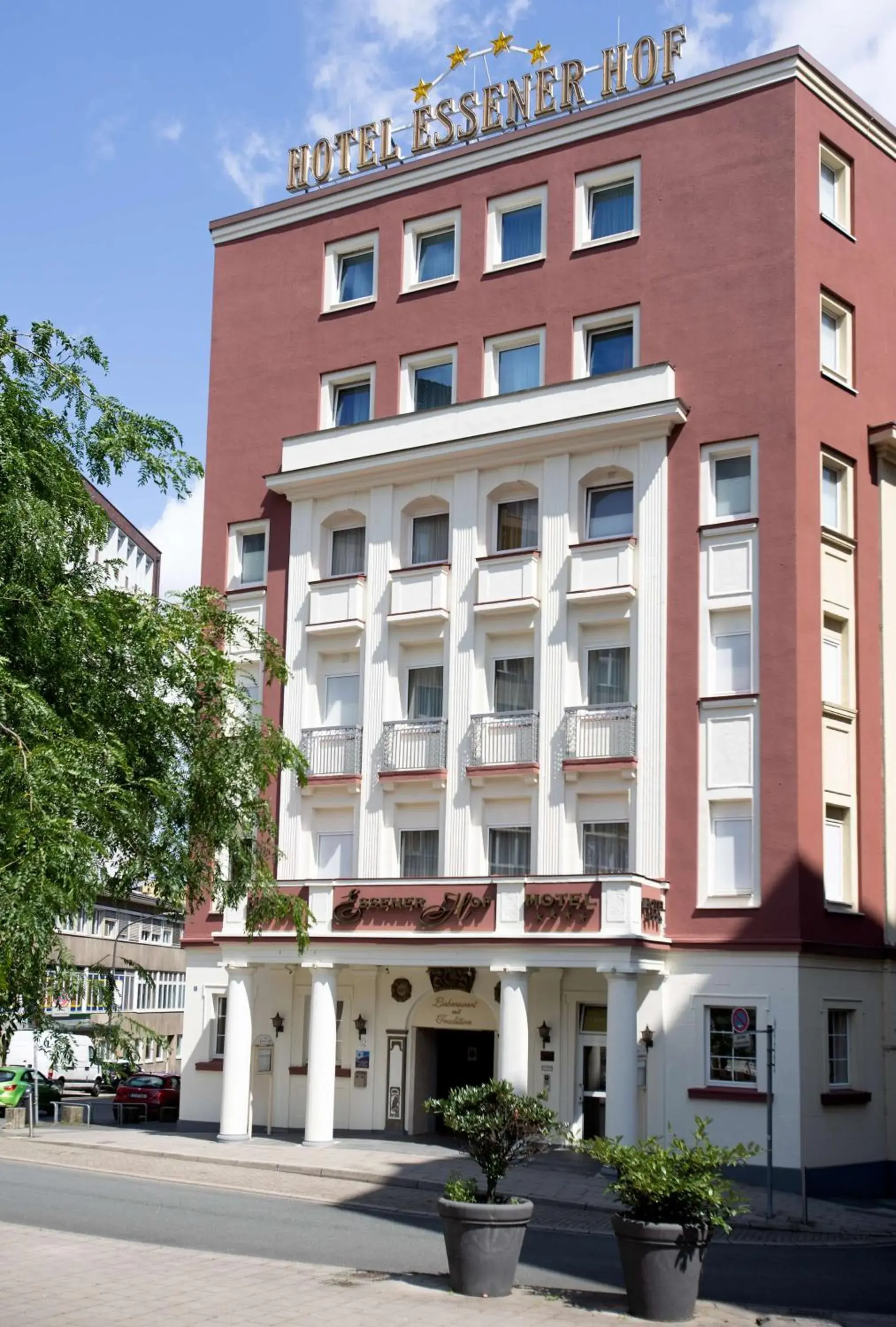 Property building in Hotel Essener Hof; Sure Hotel Collection by Best Western Property building in Hotel Essener Hof; Sure Hotel Collection by Best Western
