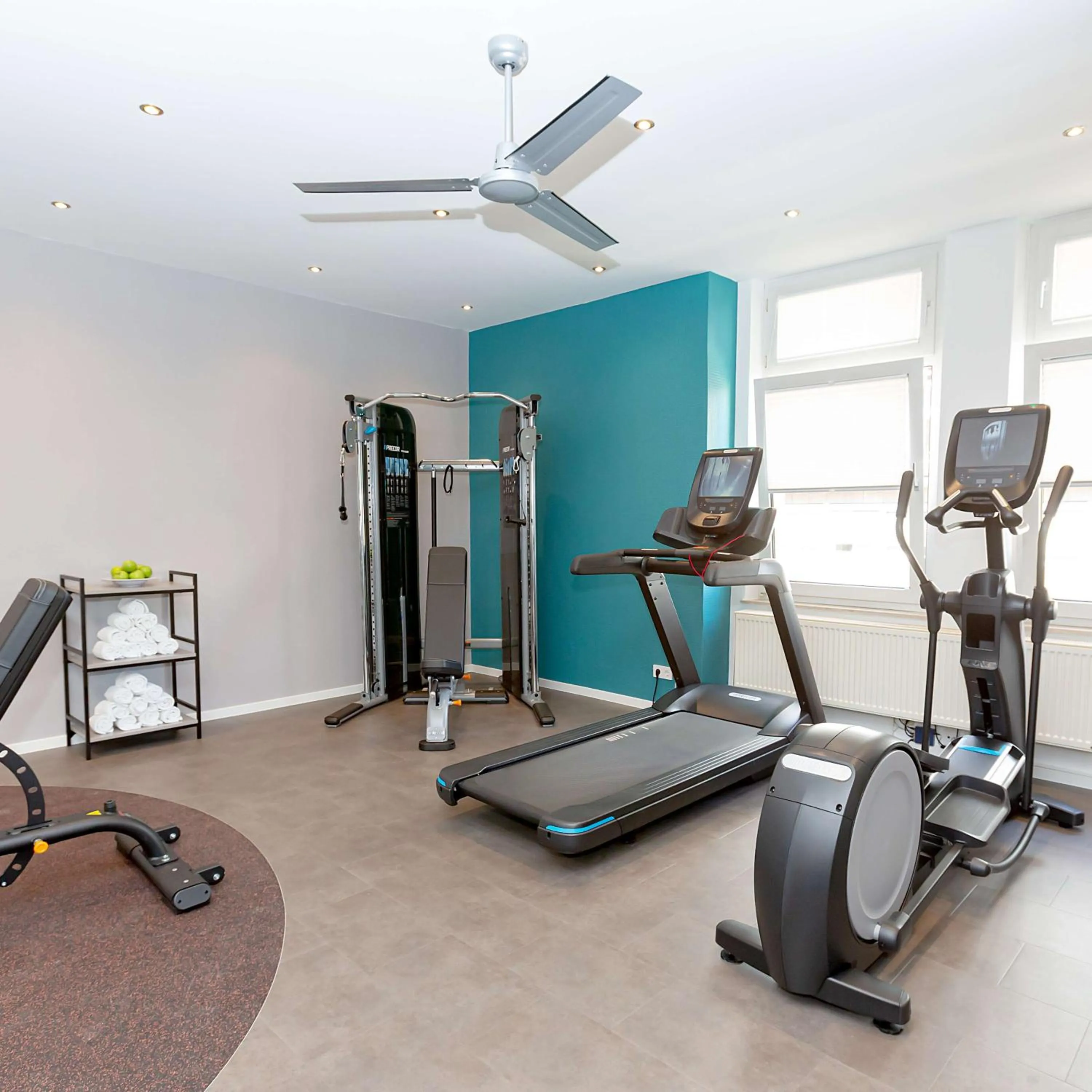 Fitness centre/facilities in Hotel Essener Hof; Sure Hotel Collection by Best Western