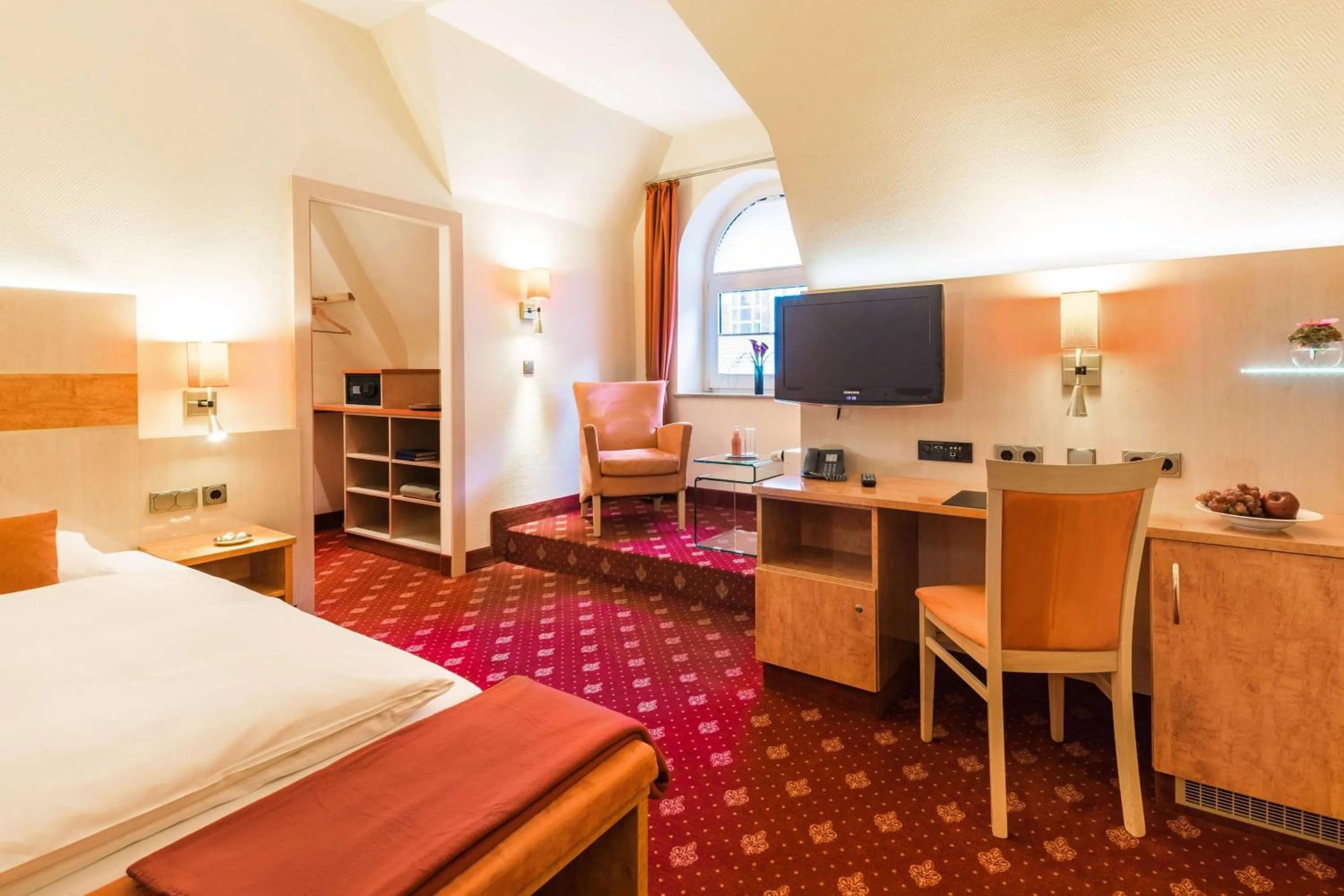 Bedroom, Bed in Hotel Essener Hof; Sure Hotel Collection by Best Western