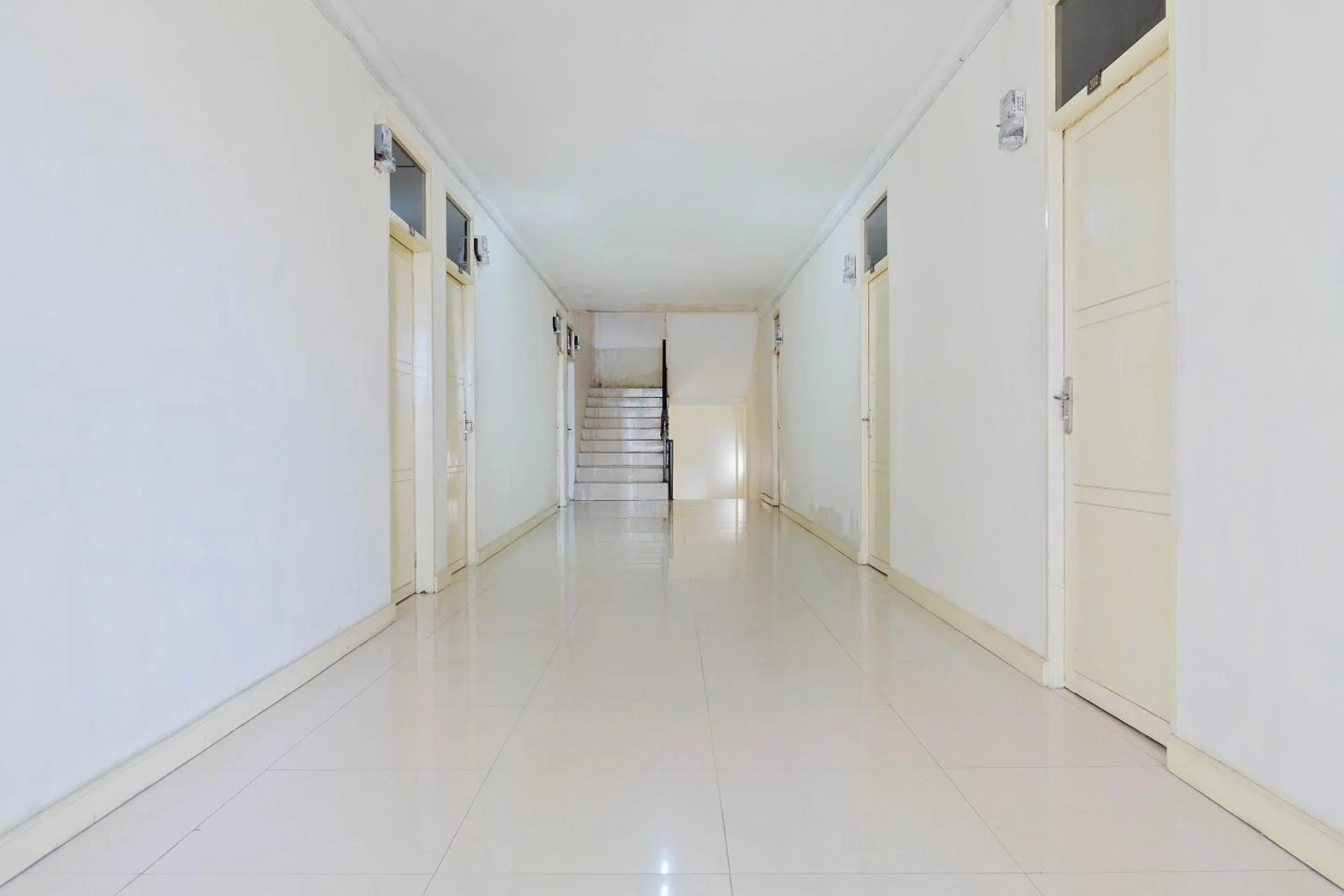 Lobby or reception in Hotel O Zn Guest House