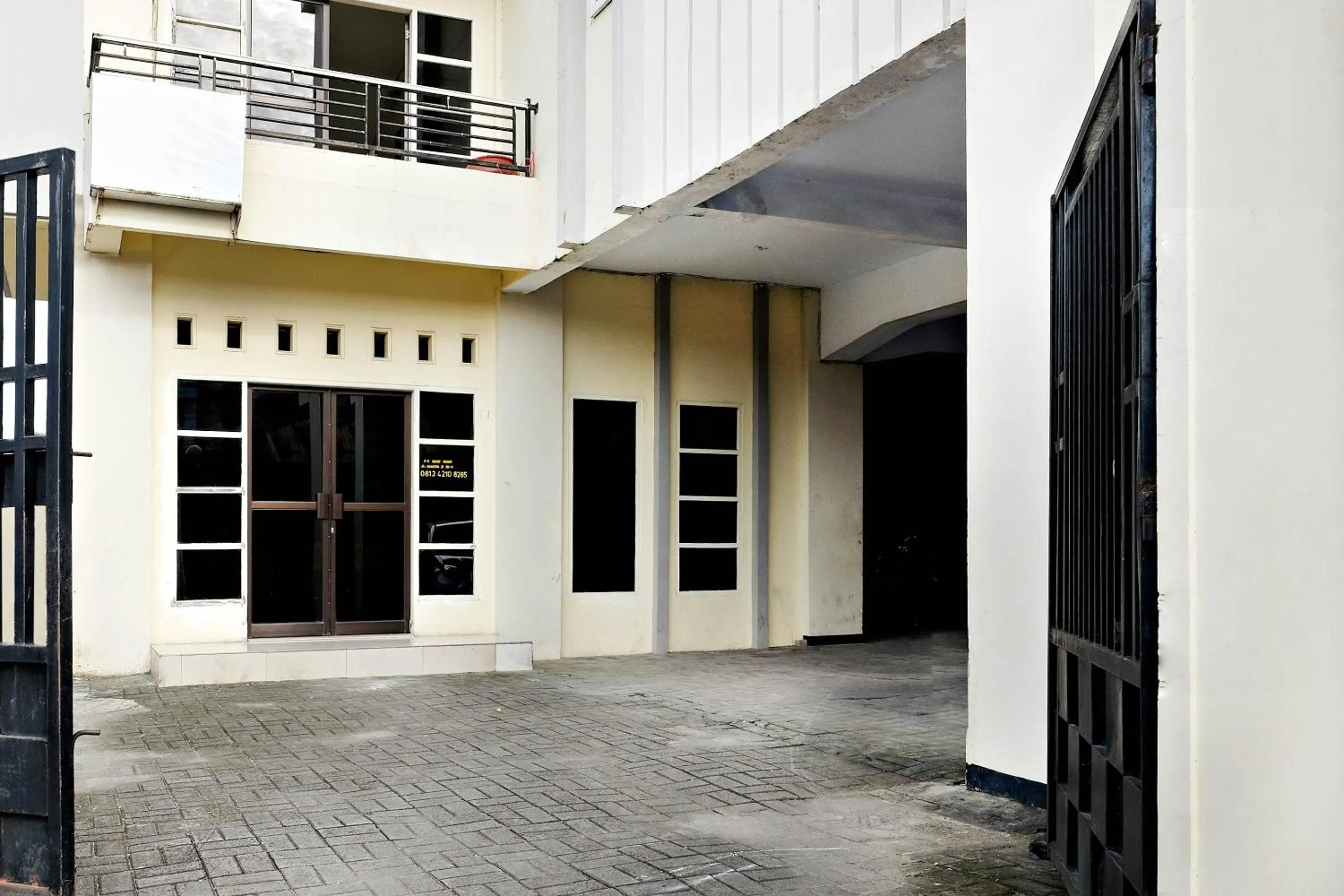 Lobby or reception in Hotel O Zn Guest House