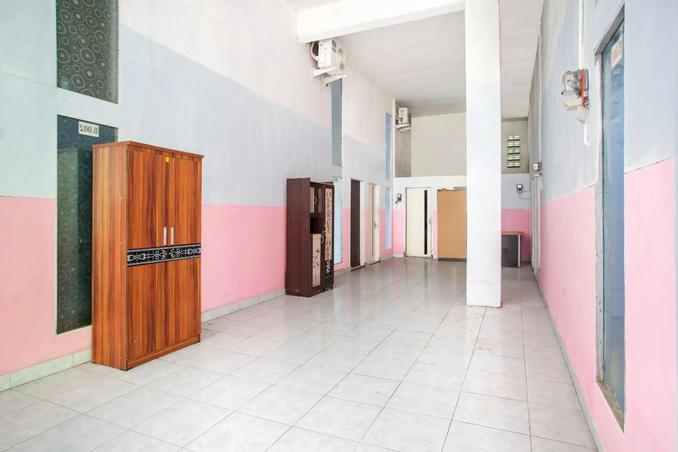 Lobby or reception in Hotel O Ibma Smart Syariah Lobby or reception in Hotel O Ibma Smart Syariah