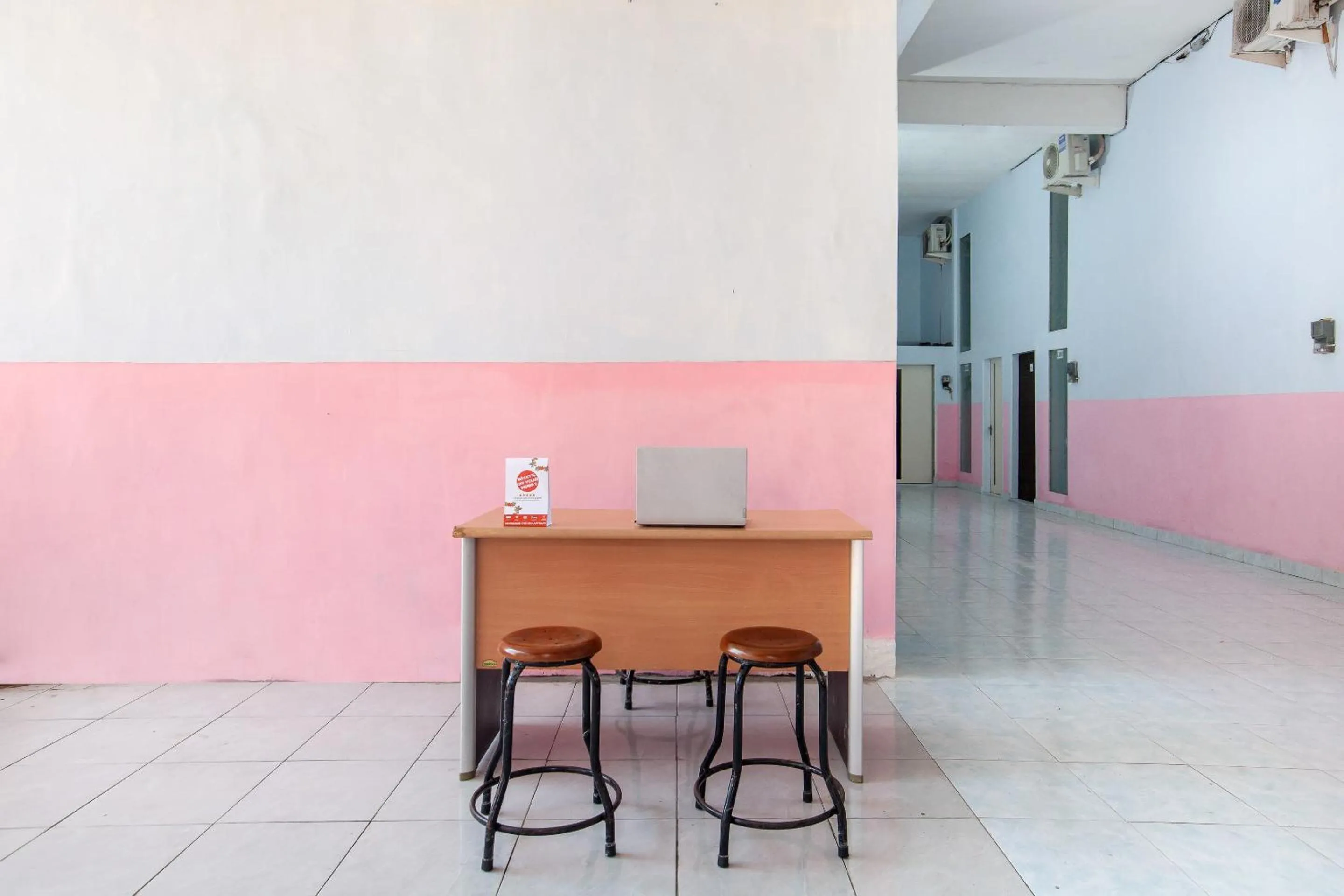 Lobby or reception in Hotel O Ibma Smart Syariah