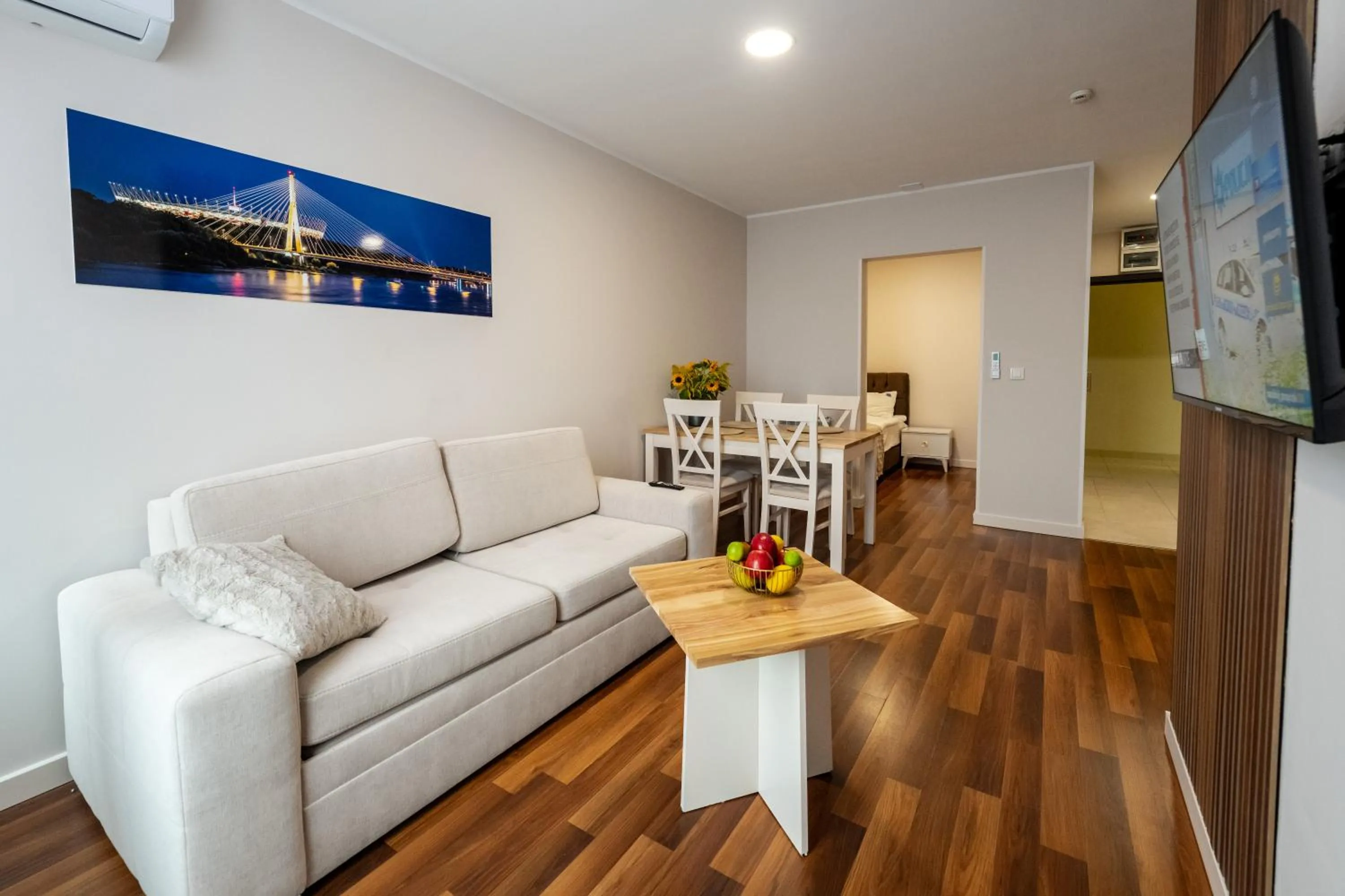 TV and multimedia in Wesoła Apartamenty