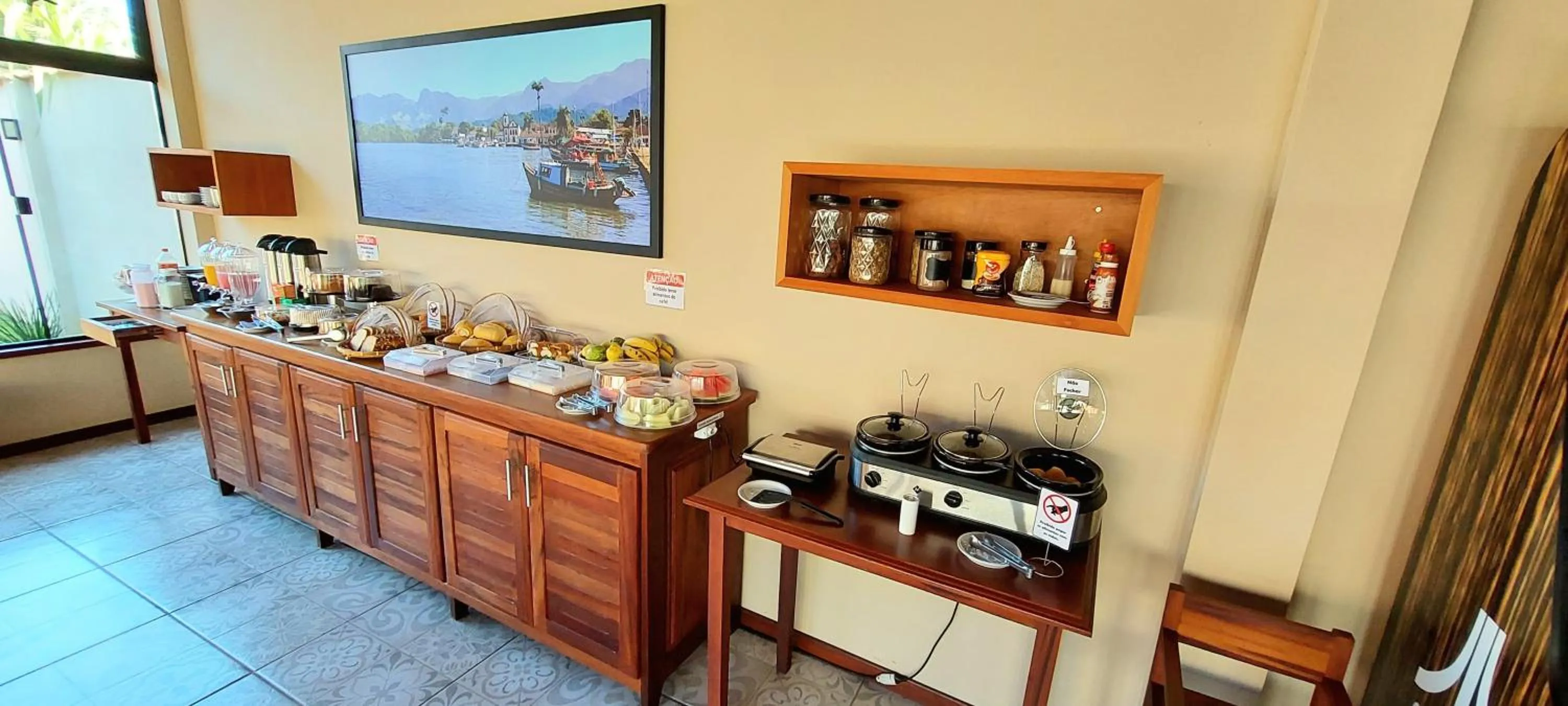 Breakfast in Pousada das Saíras