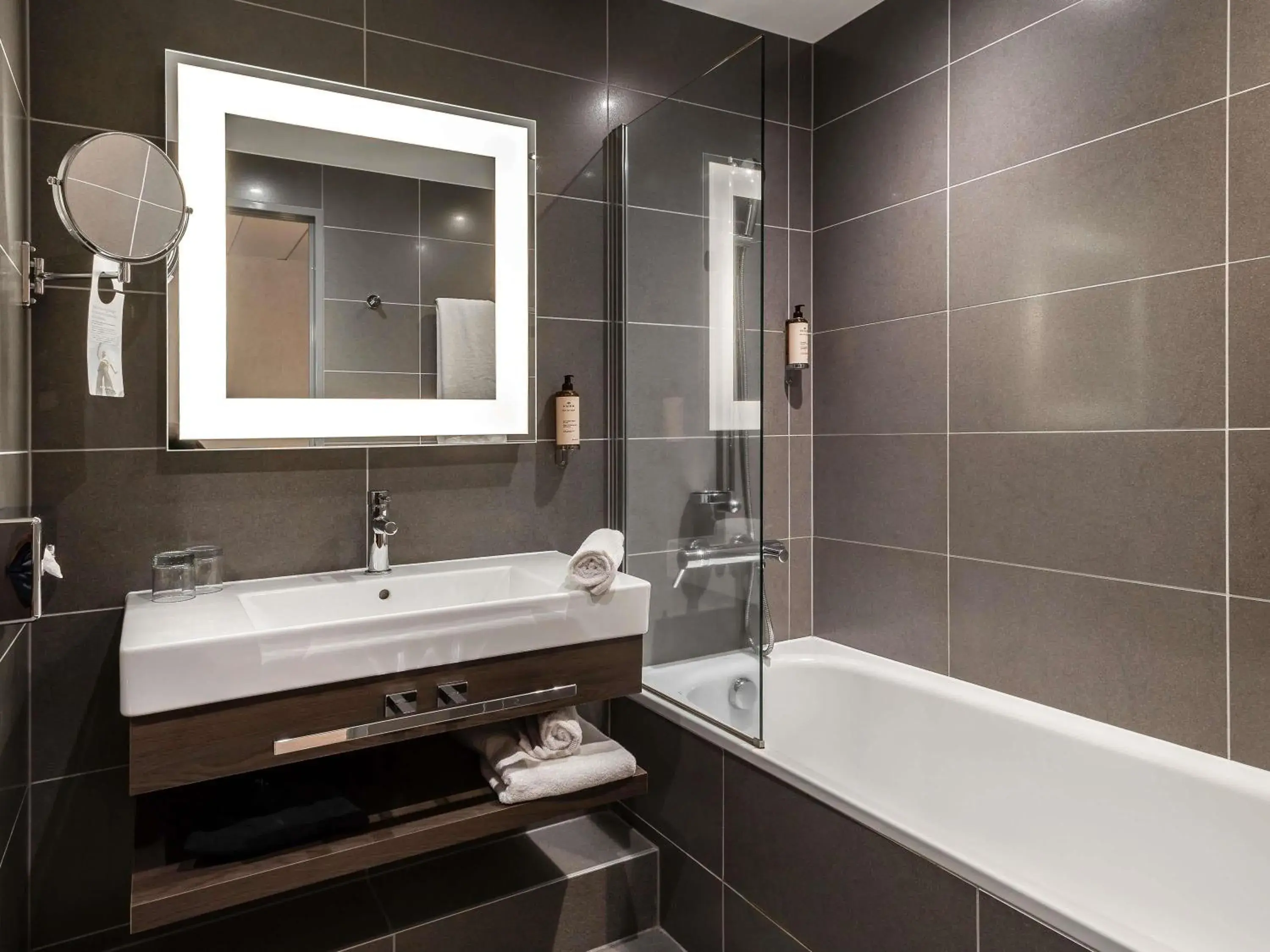 Bedroom in Mercure Clermont Ferrand centre Jaude Bedroom in Mercure Clermont Ferrand centre Jaude