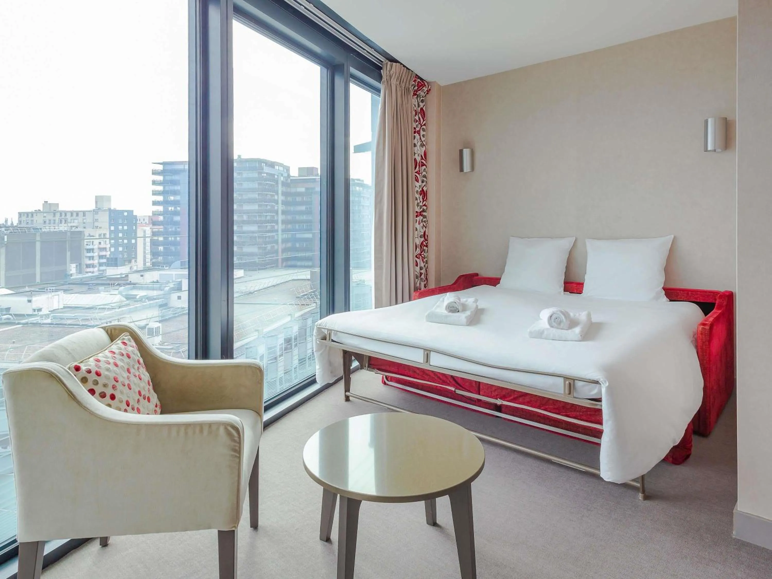 Bedroom, Bed in Mercure Clermont Ferrand centre Jaude