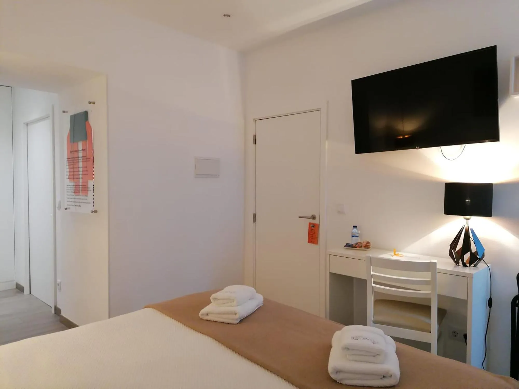 Bed in Coimbra Monumentais B&B