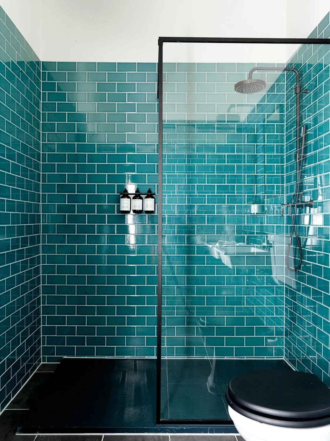 Shower in The George