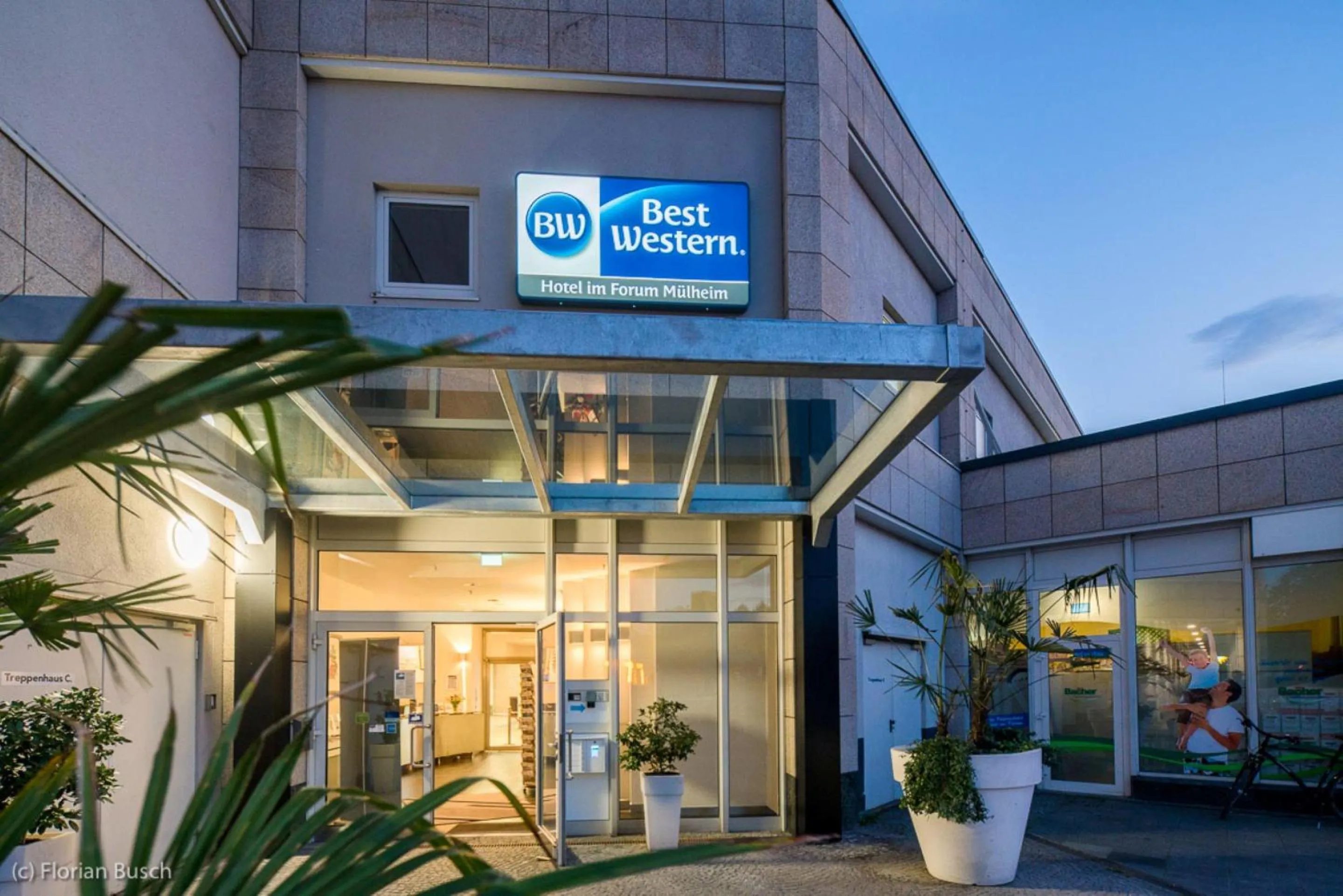 Property building in Best Western Hotel im Forum Mülheim