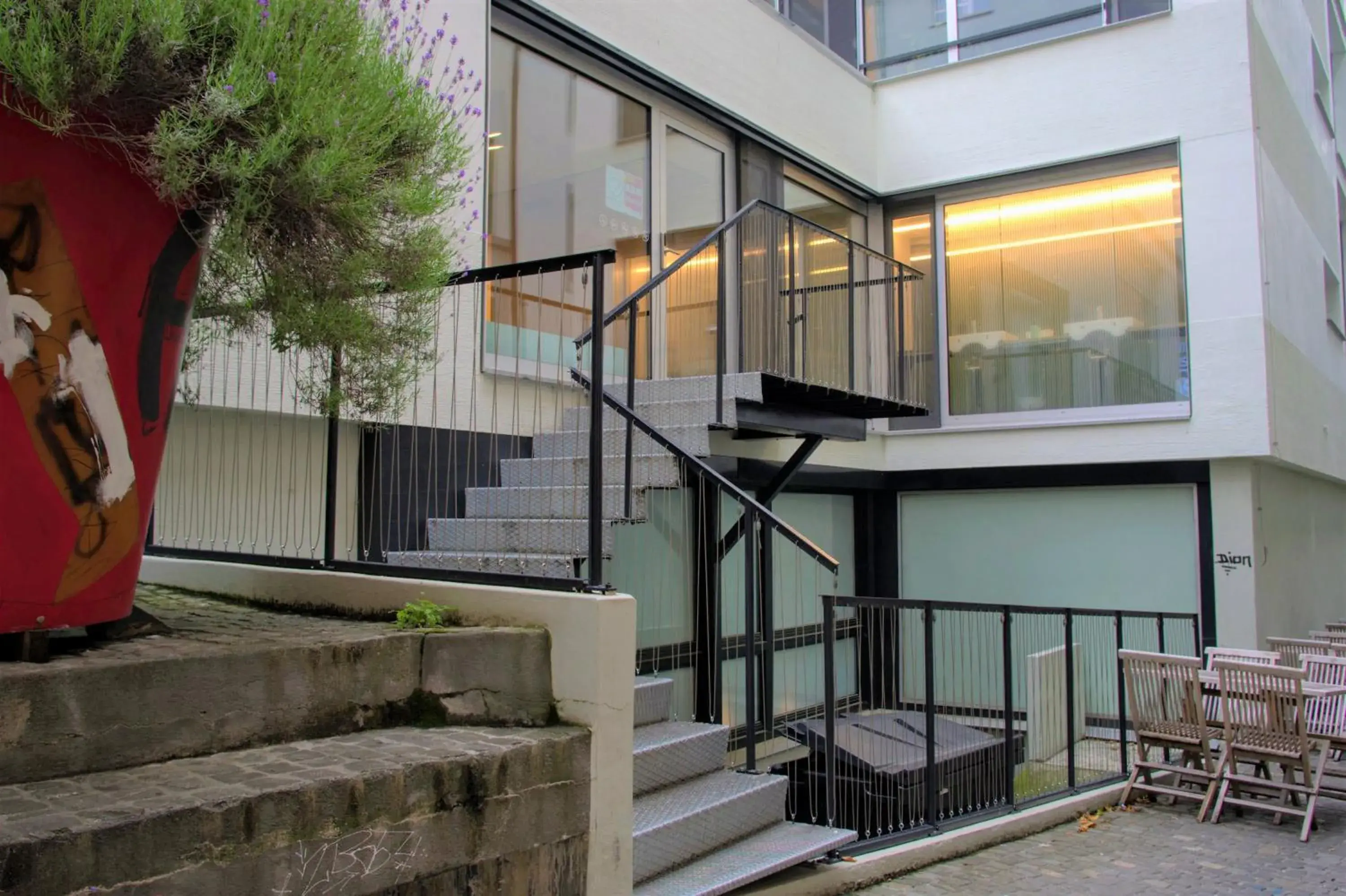 Property building in Green Marmot Capsule Hotel Zürich Property building in Green Marmot Capsule Hotel Zürich