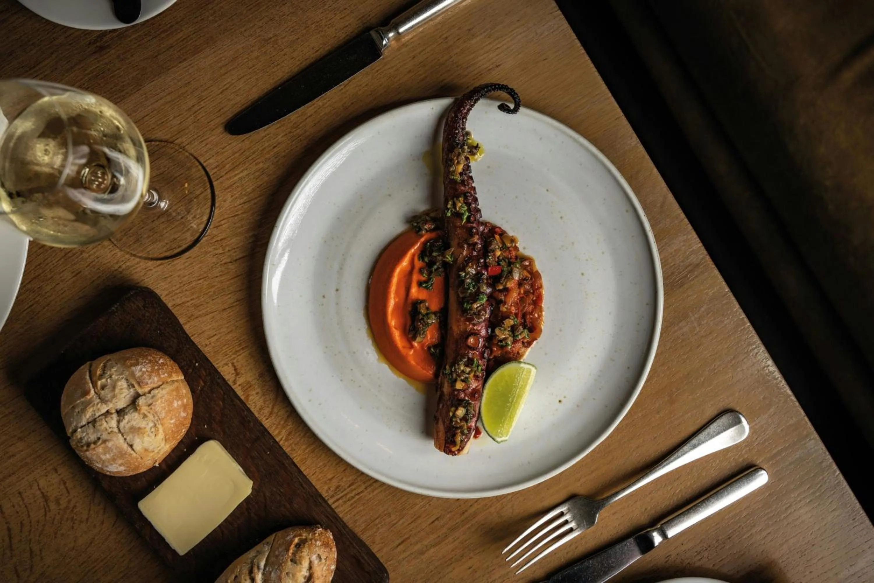 Restaurant/places to eat in The London EDITION