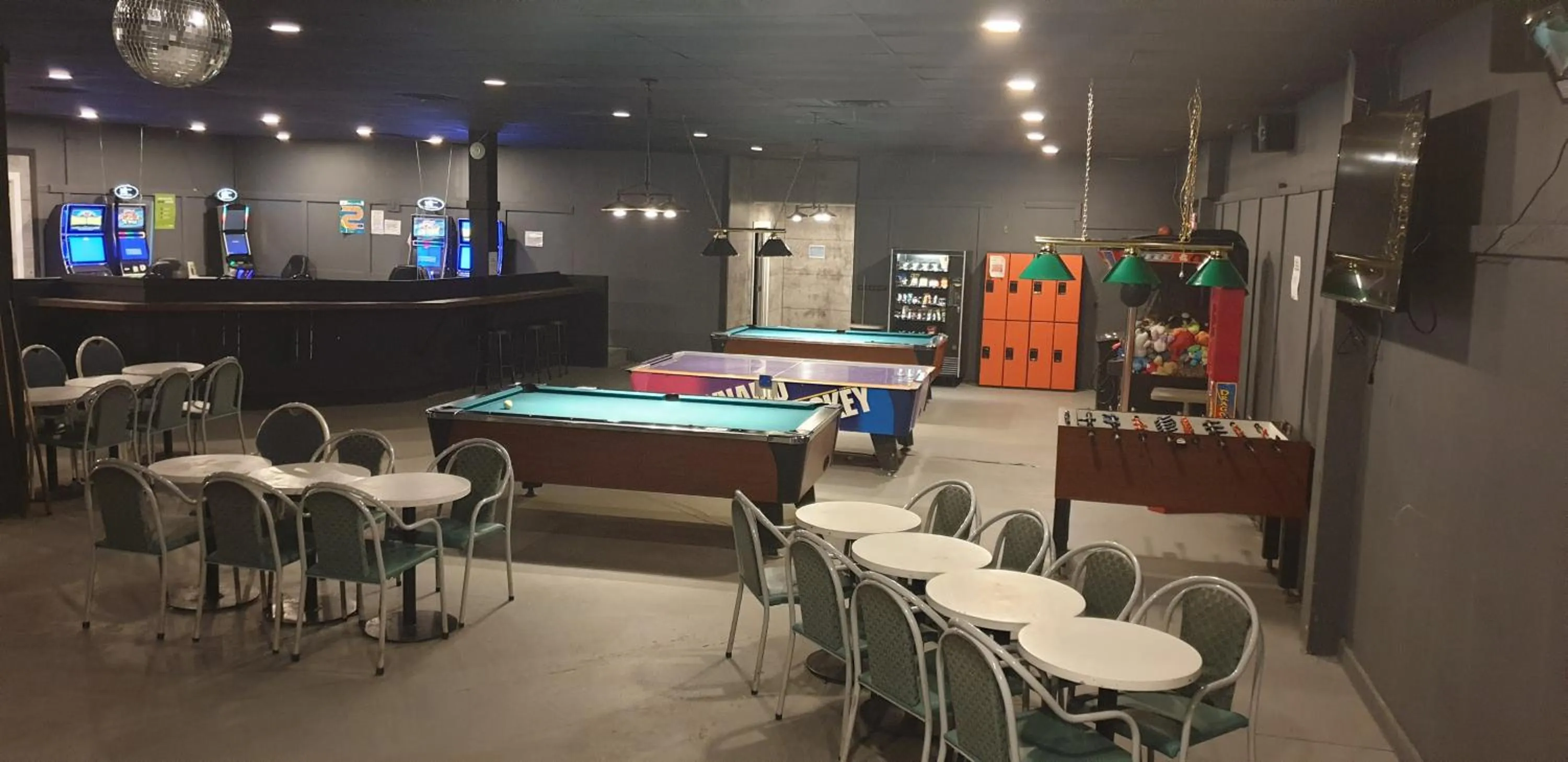 Billiard in New Frontier Hotel