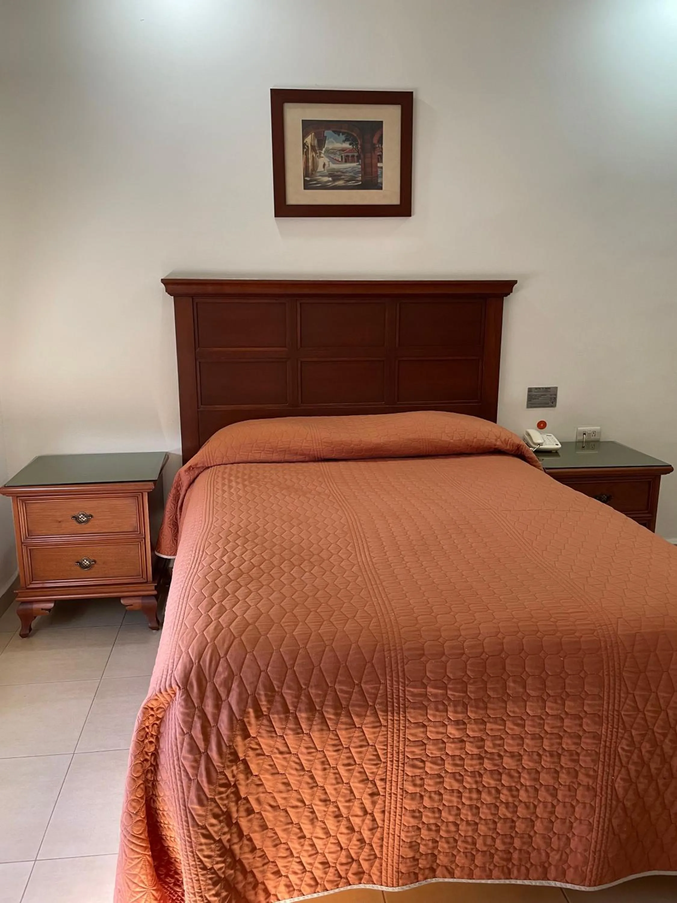 Bed in Hotel el Mayo Inn