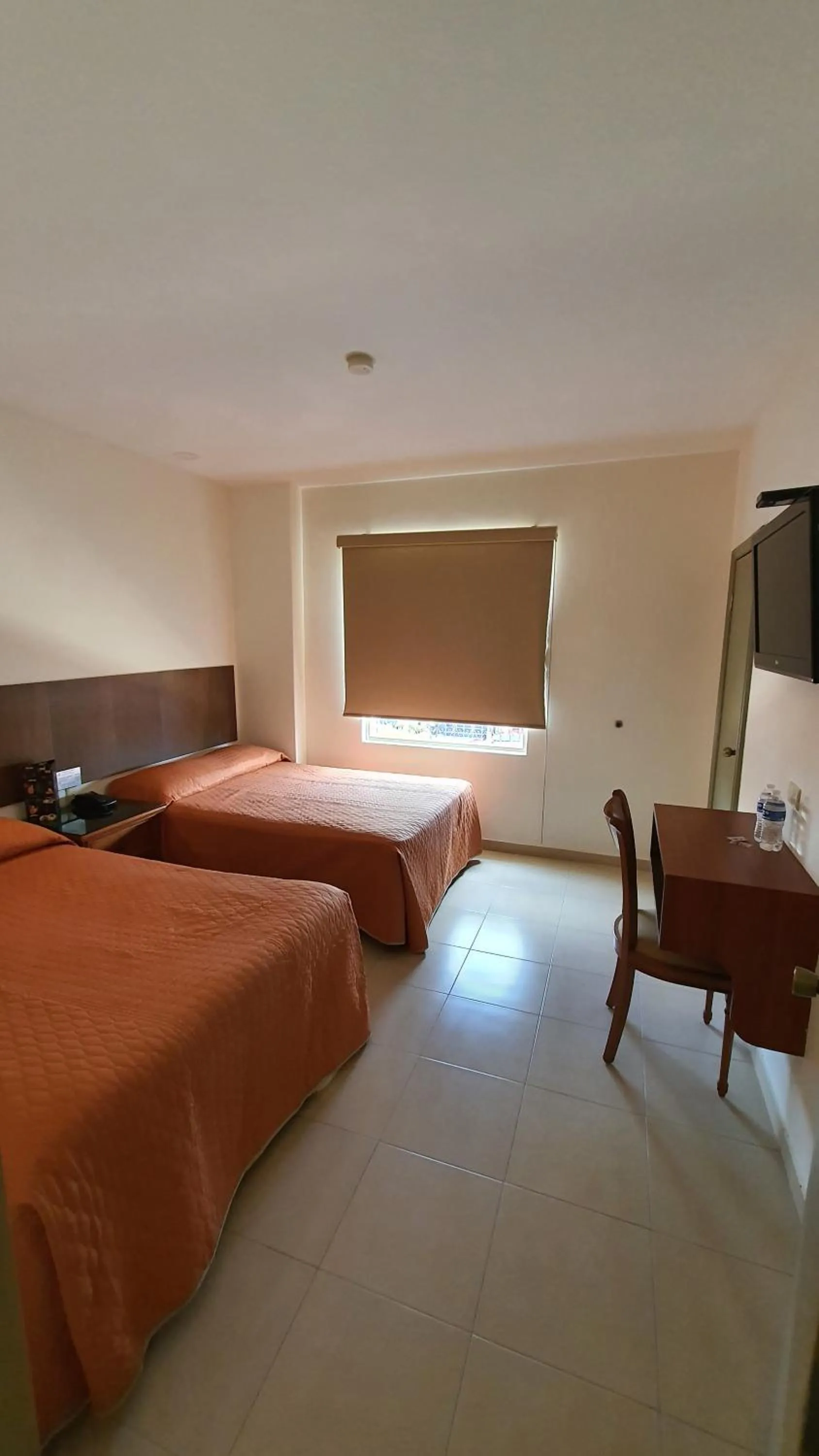 Photo of the whole room, Bed in Hotel el Mayo Inn