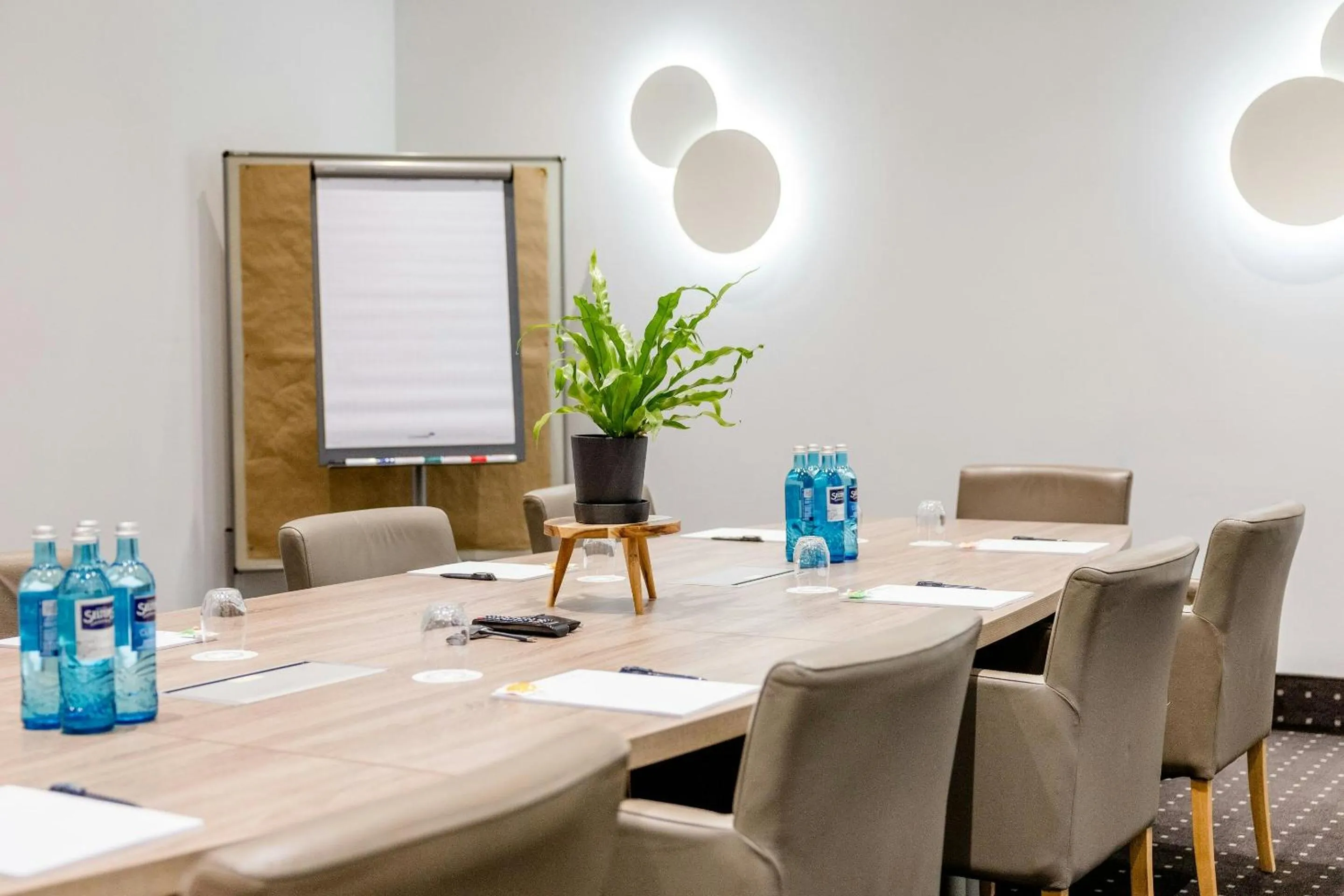 Meeting/conference room in Motel One Frankfurt-Hauptbahnhof
