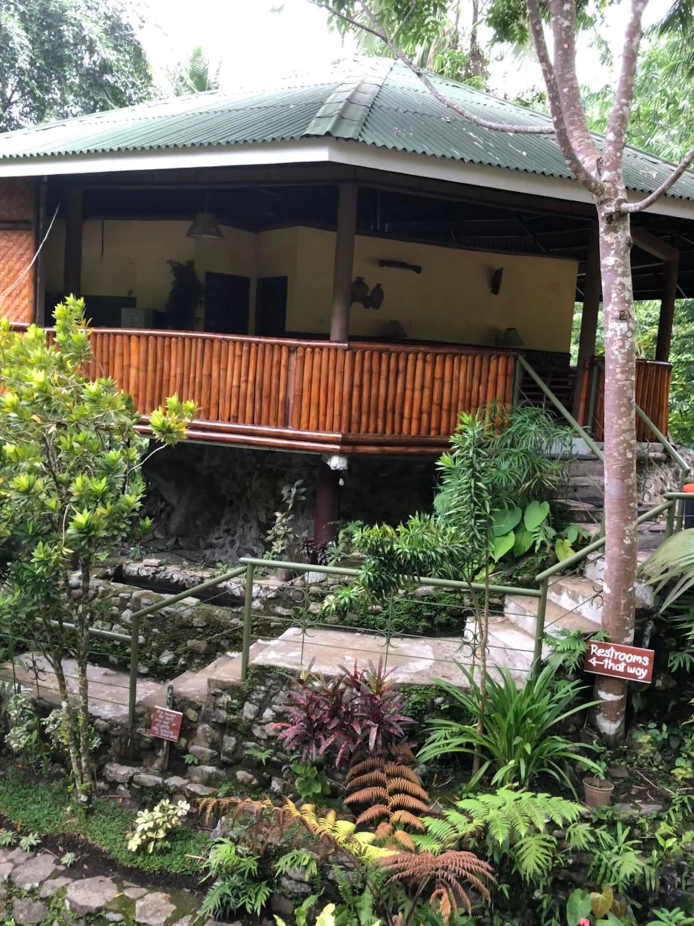 Pulangbato Falls Mountain Resort