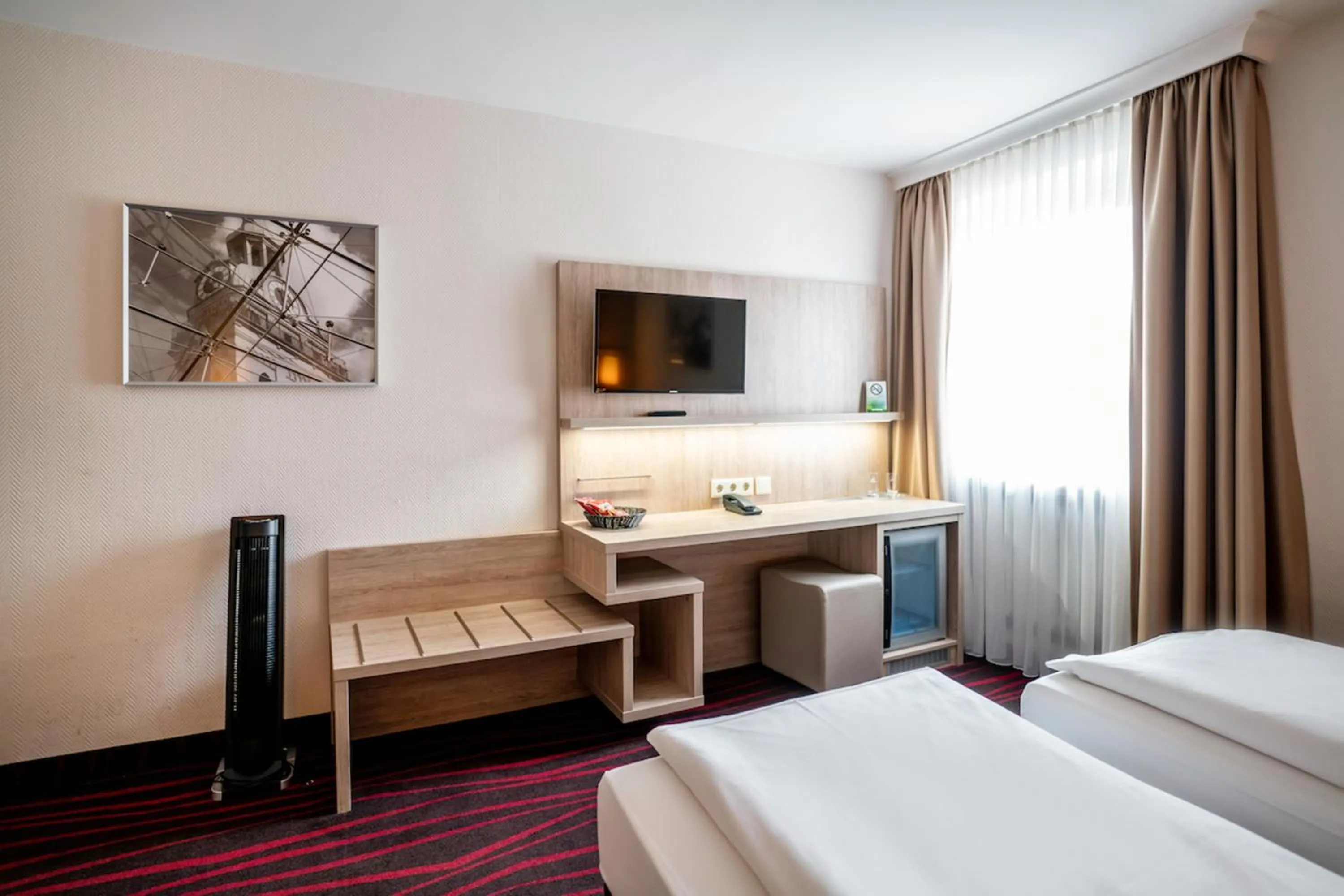 Photo of the whole room, Bed in Europäischer Hof