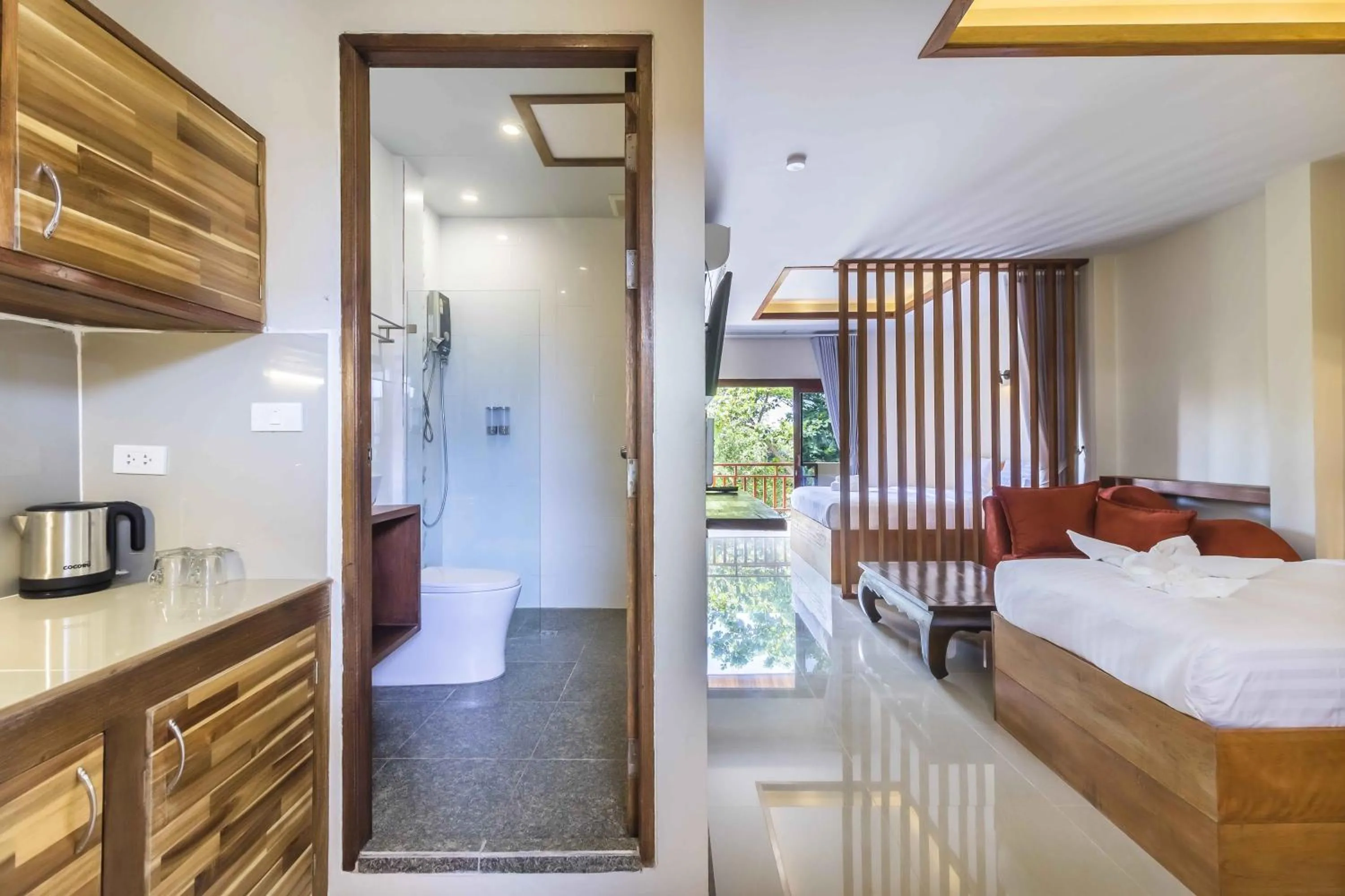 Bathroom, Bed in Wyh Hotels