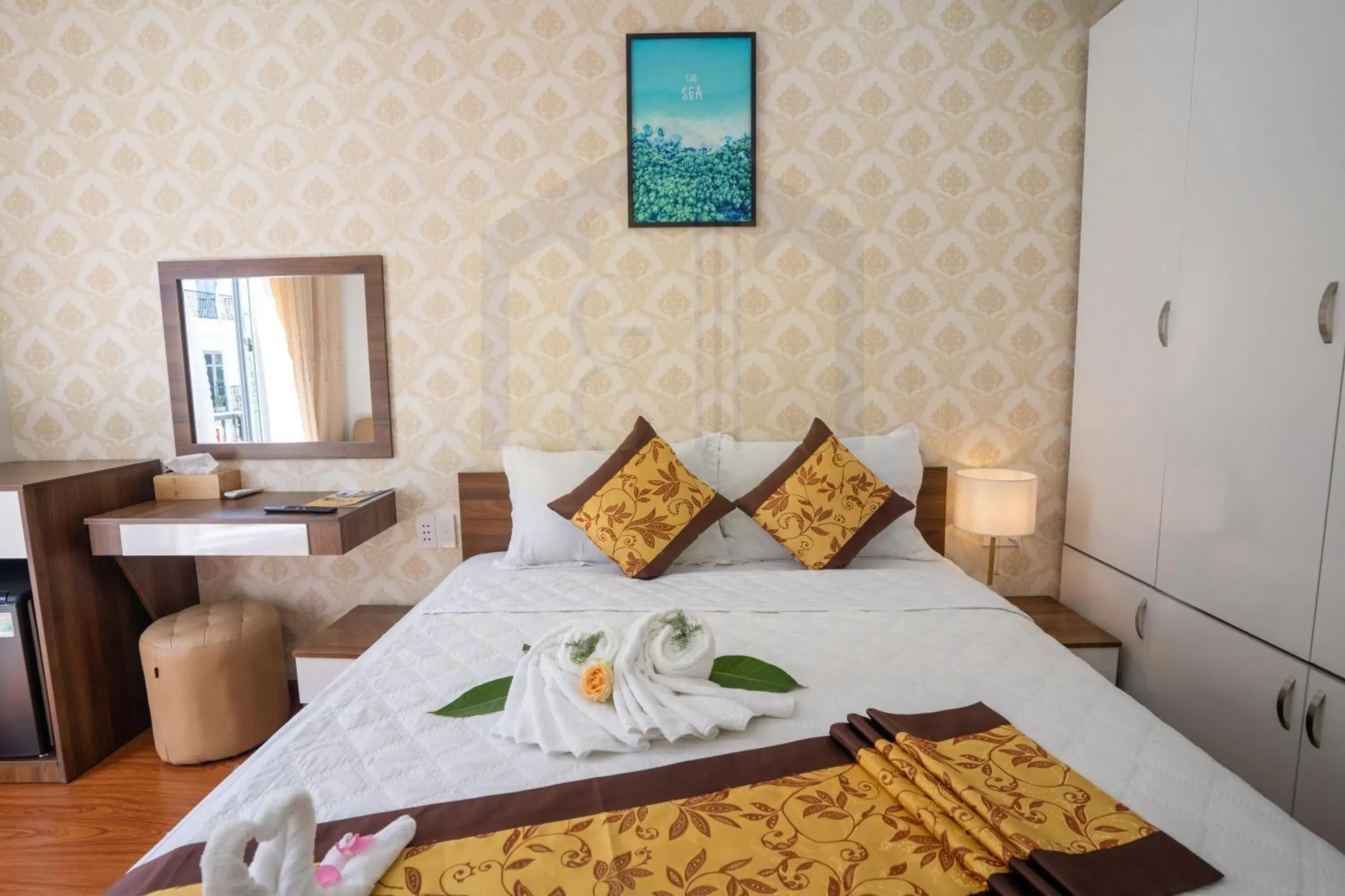 Deluxe Double Room with Balcony in GOLD CITY Hotel Deluxe Double Room with Balcony in GOLD CITY Hotel