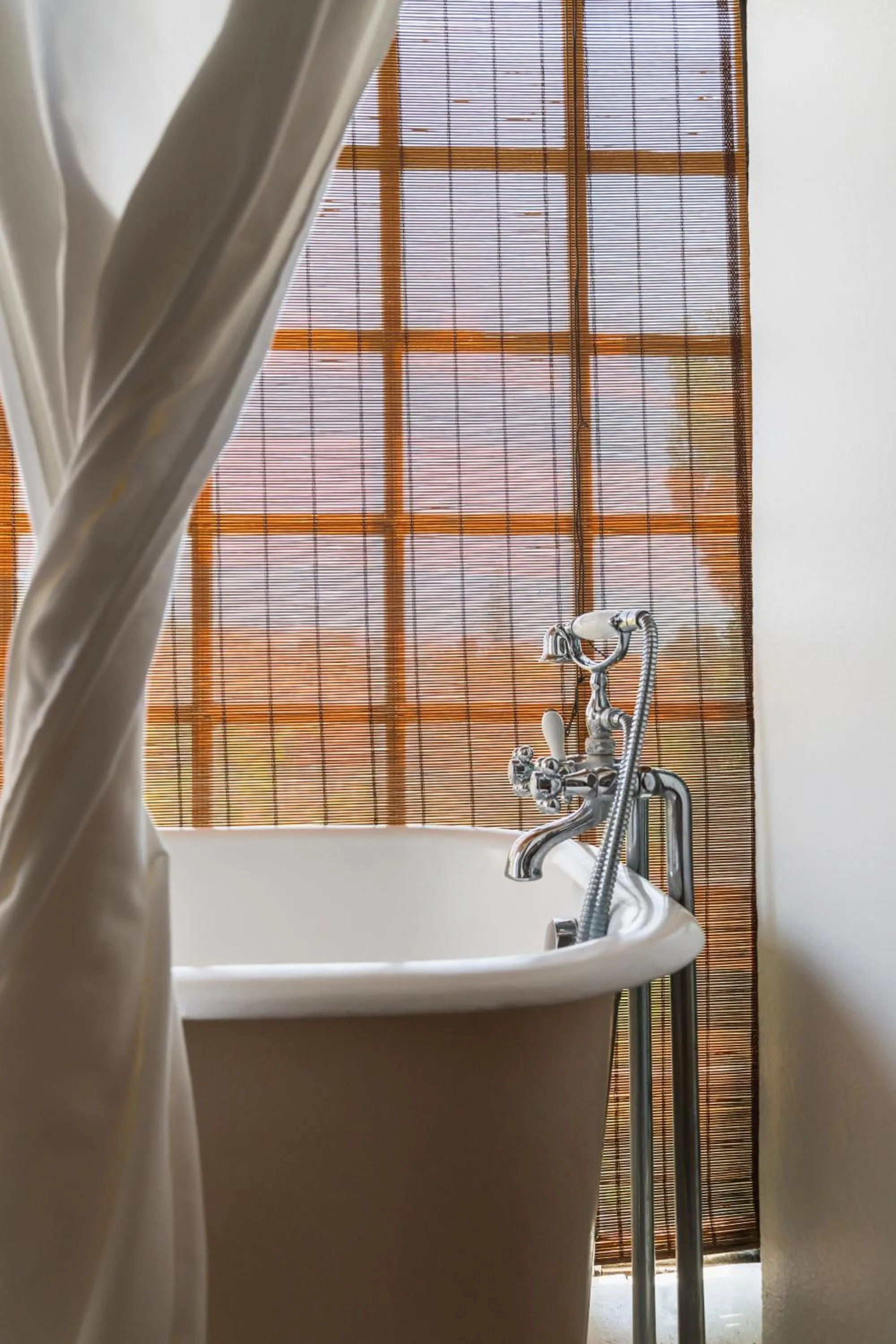 Bath in The Pearl - Marbella