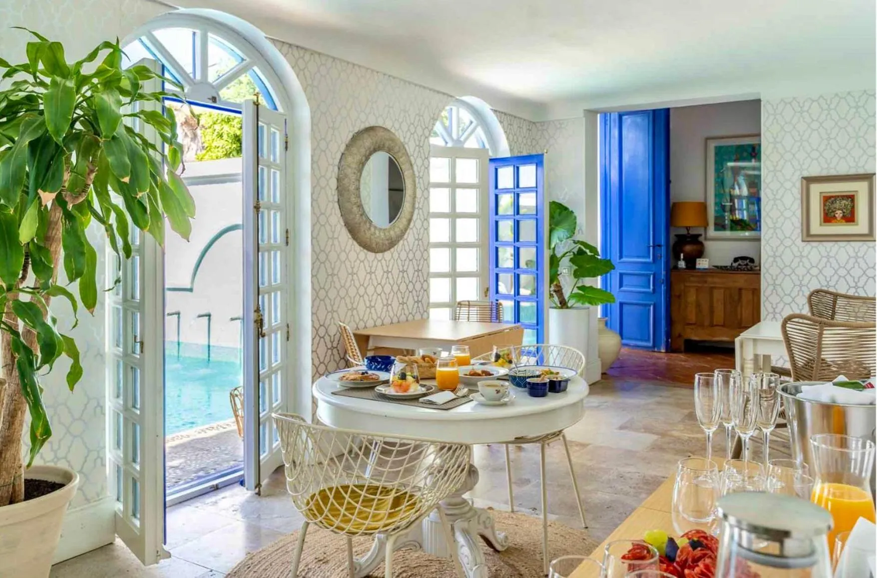 Breakfast in The Pearl - Marbella