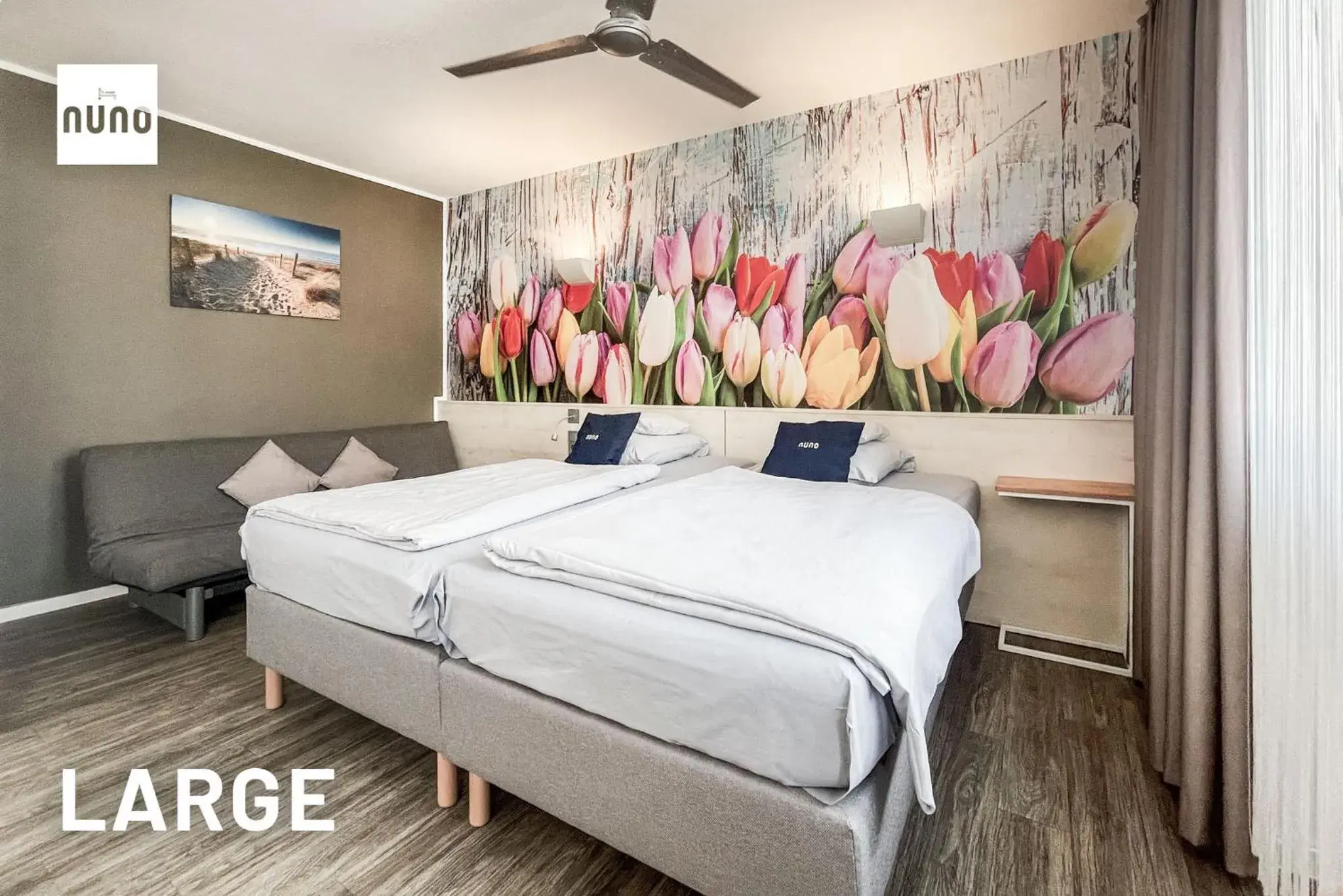 Comfort Large Room with One Queen Bed and One Single Bed in ibis Styles Köln City Comfort Large Room with One Queen Bed and One Single Bed in ibis Styles Köln City