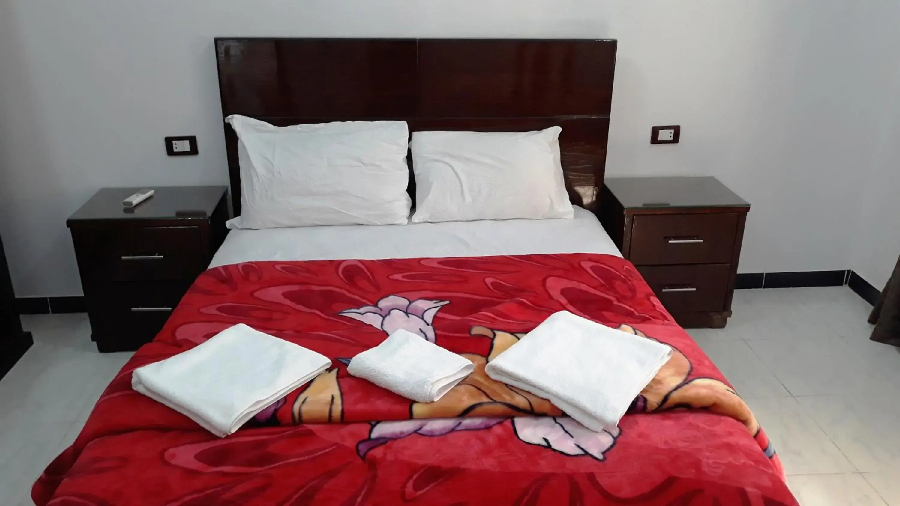 Two-Bedroom Apartment in New Modern Flats Two-Bedroom Apartment in New Modern Flats