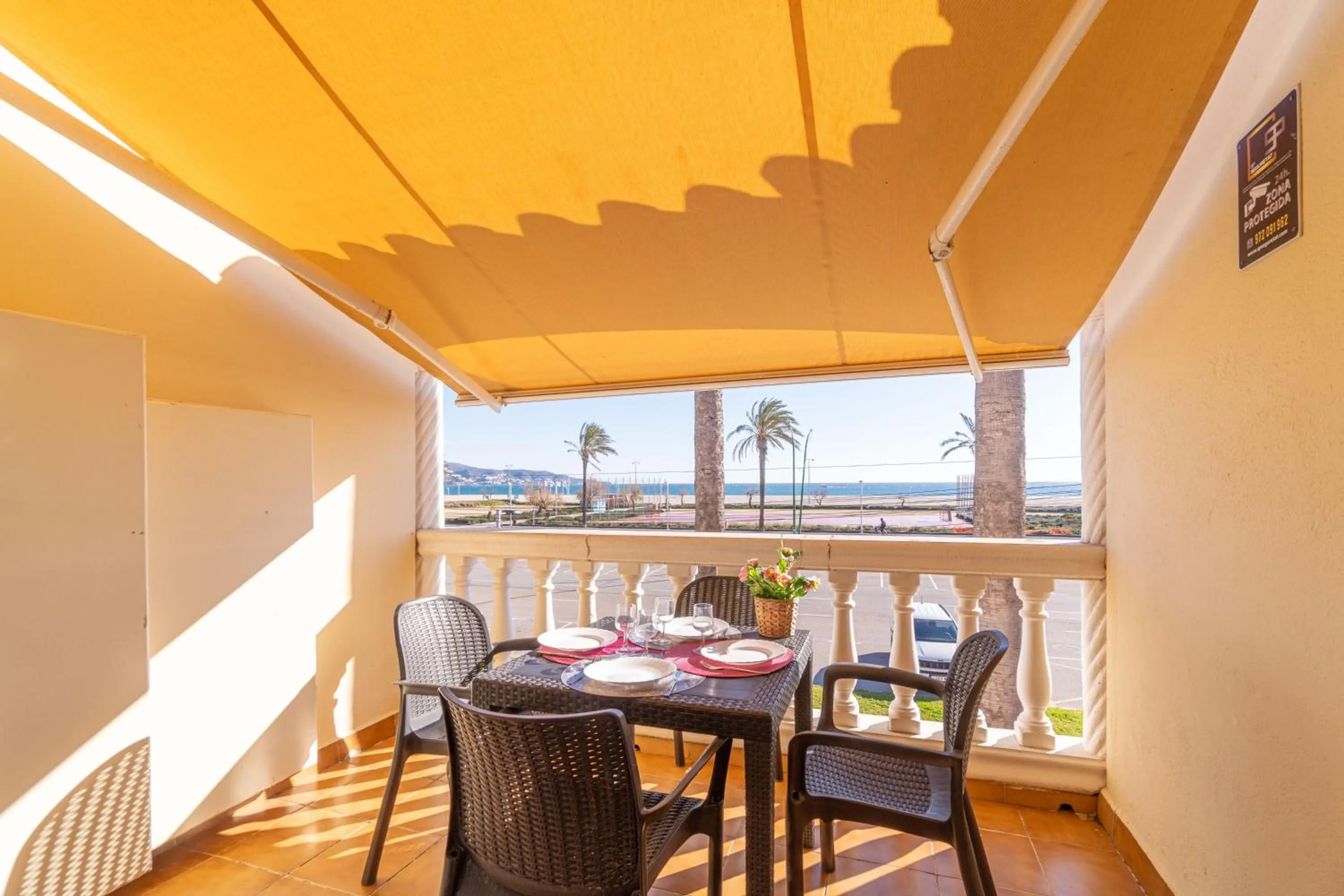 Balcony/Terrace in Apart-rent Apartament Bahia 0023