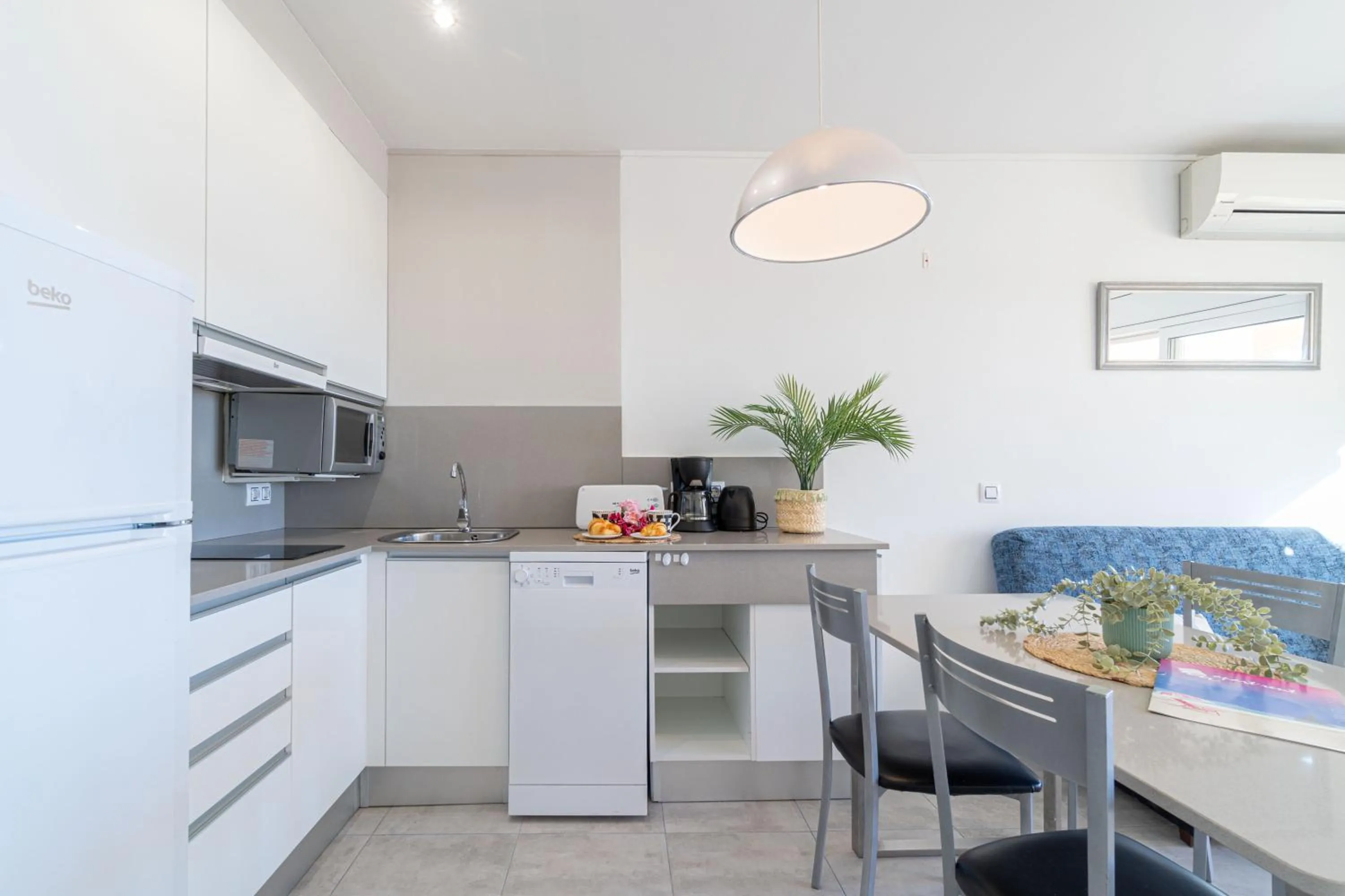 Kitchen or kitchenette in Apart-rent Apartament Bahia 0023
