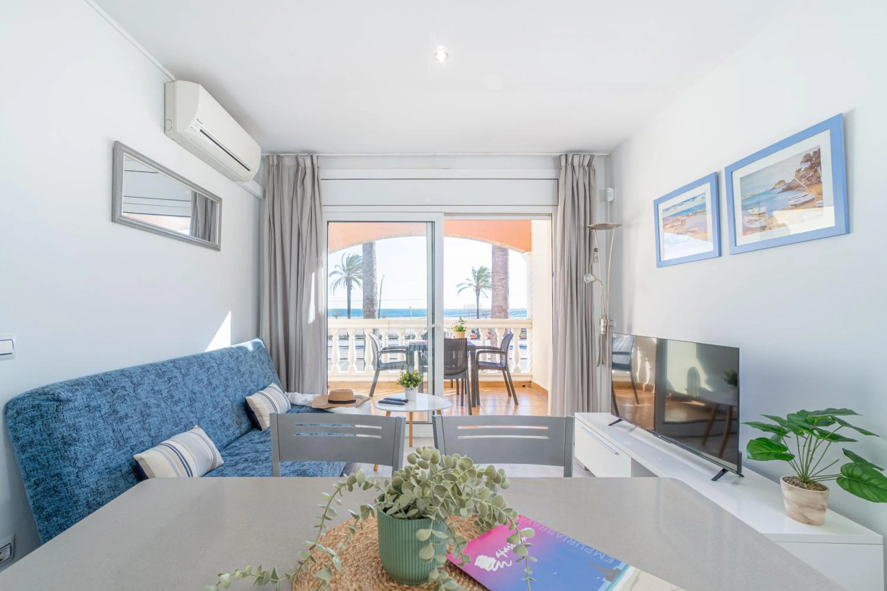 Balcony/Terrace in Apart-rent Apartament Bahia 0023