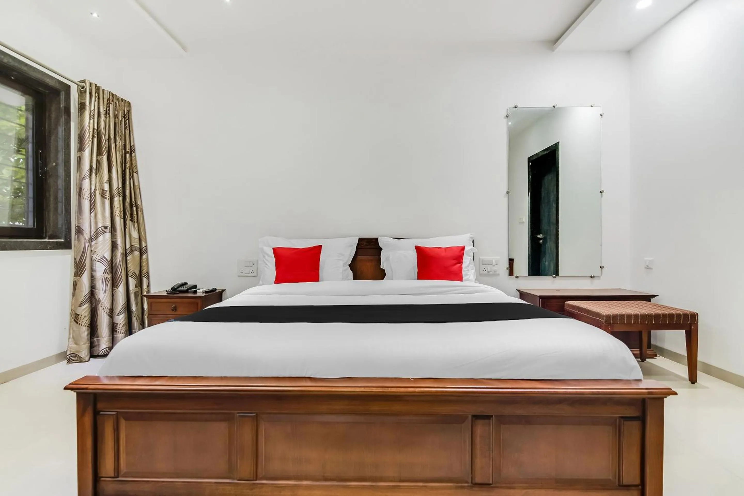 Queen Room - single occupancy in Sapphero Resorts