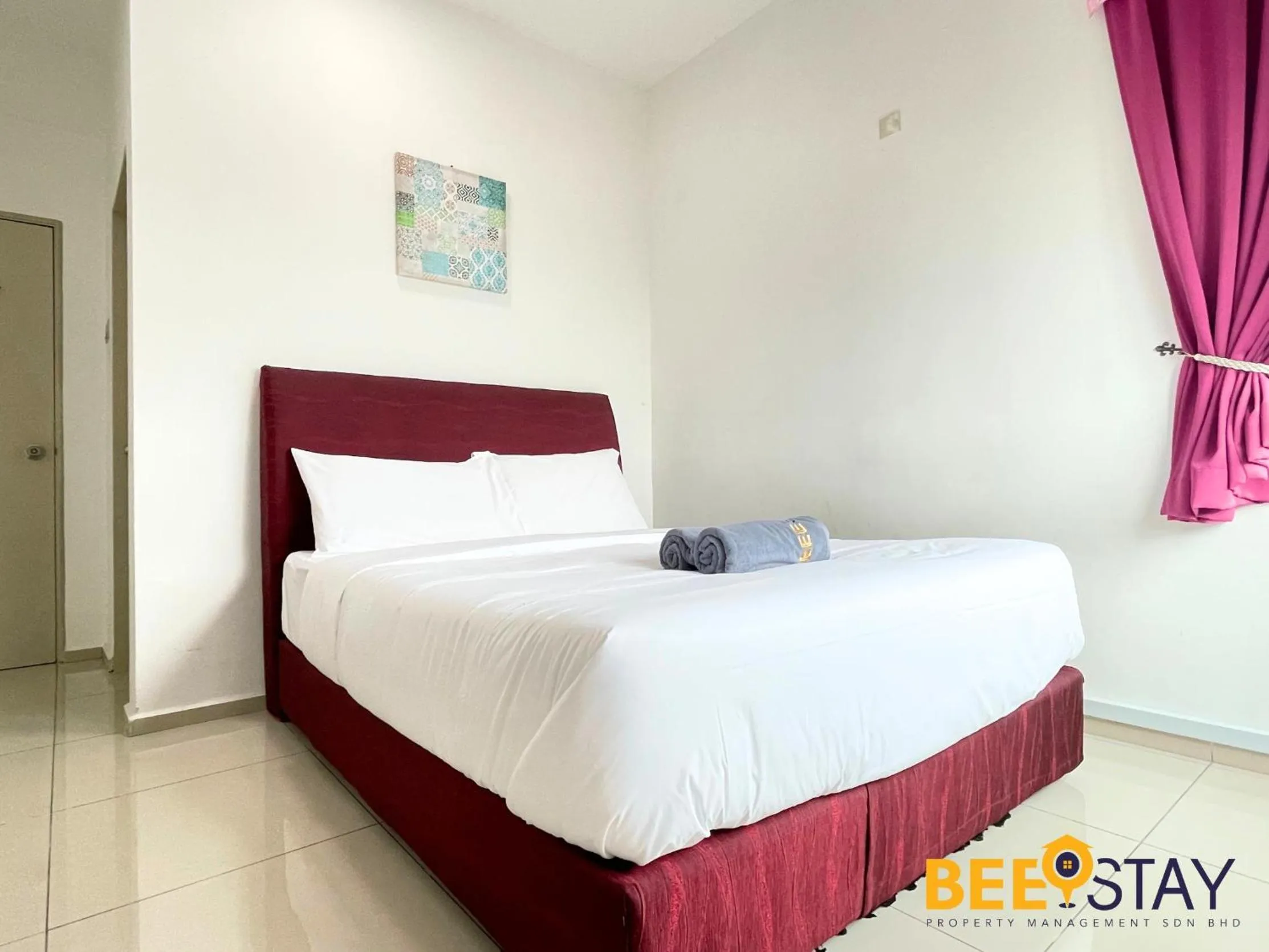 Photo of the whole room, Bed in KLIA Ehsan Residences Sepang Nilai